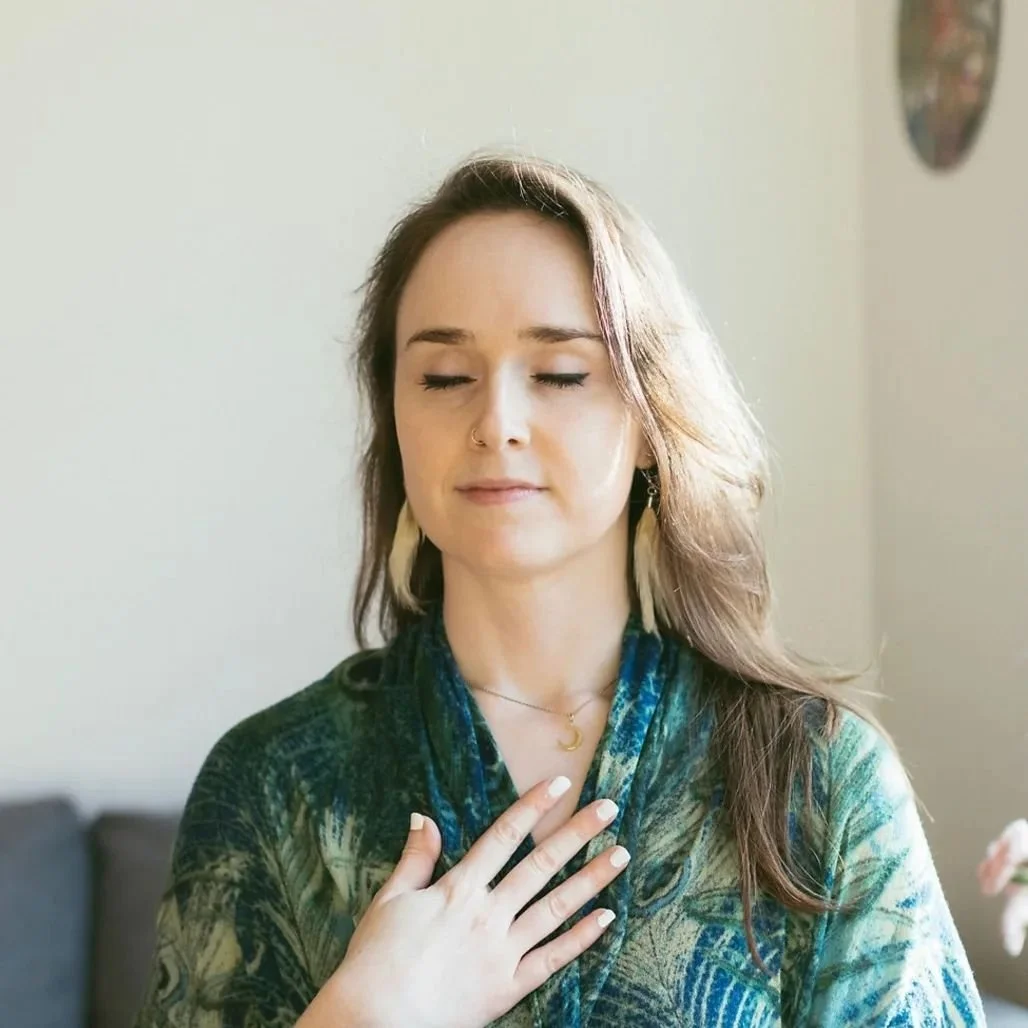 The secret to feeling safe in relationships ❤️
In the past, I used to believe that safety in the relationship depended on the other person’s actions. Can I trust them? Do they mean what they say? Why are they not texting back? I was outsour