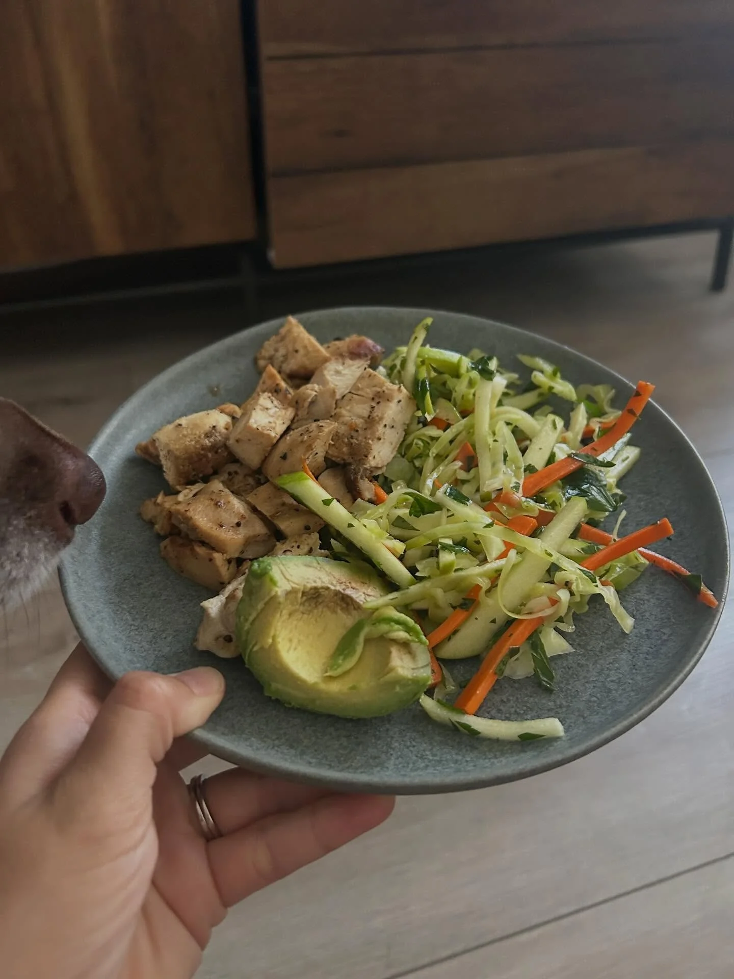 Best bites of September 🍋

I eat to nourish

with greens, balanced macros, and quality ingredients 

with feeding my people, new parents, and my future self 

with communal experiences- book club, TSITP series finale, and cheffy restaurants that tur