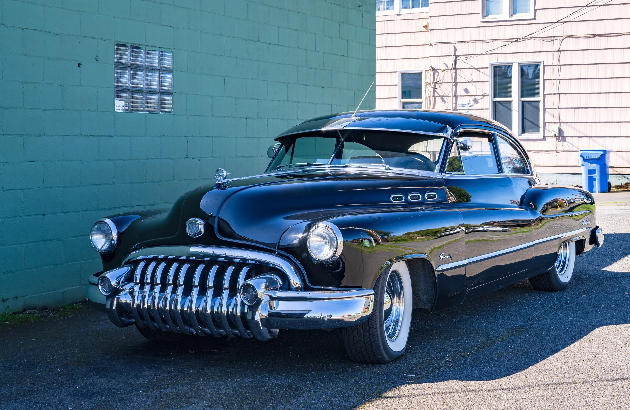Classic car three quarter view color.jpg