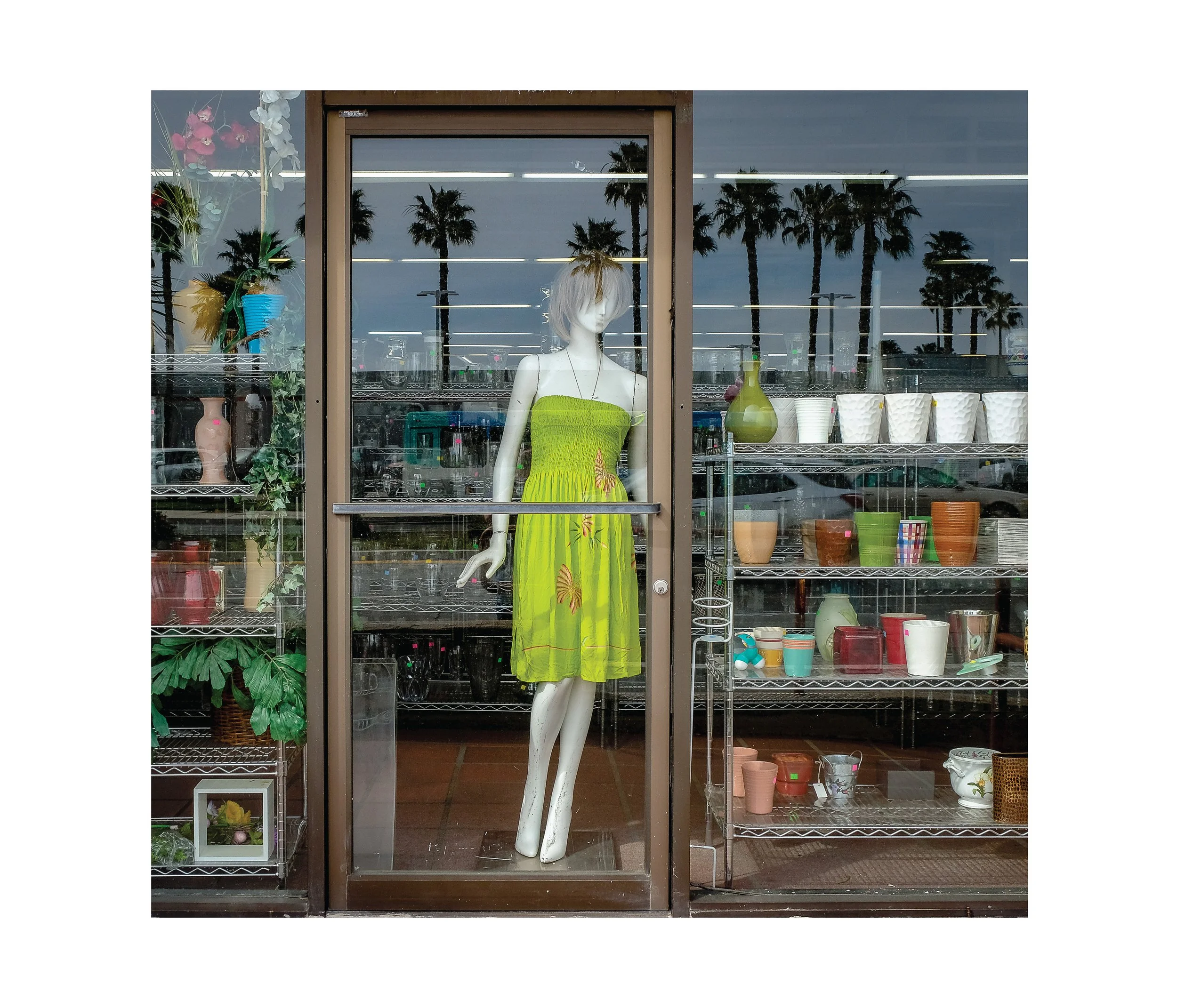 Hollister Avenue Final 300dpi_Page_43.jpg