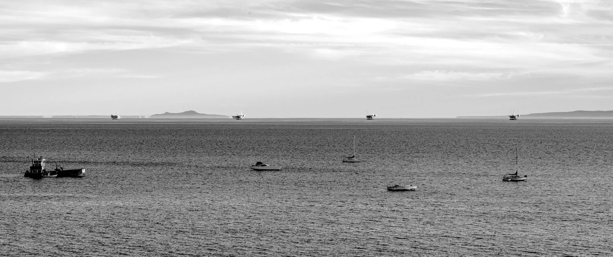 Yachts, platforms and dredge bnw.jpg