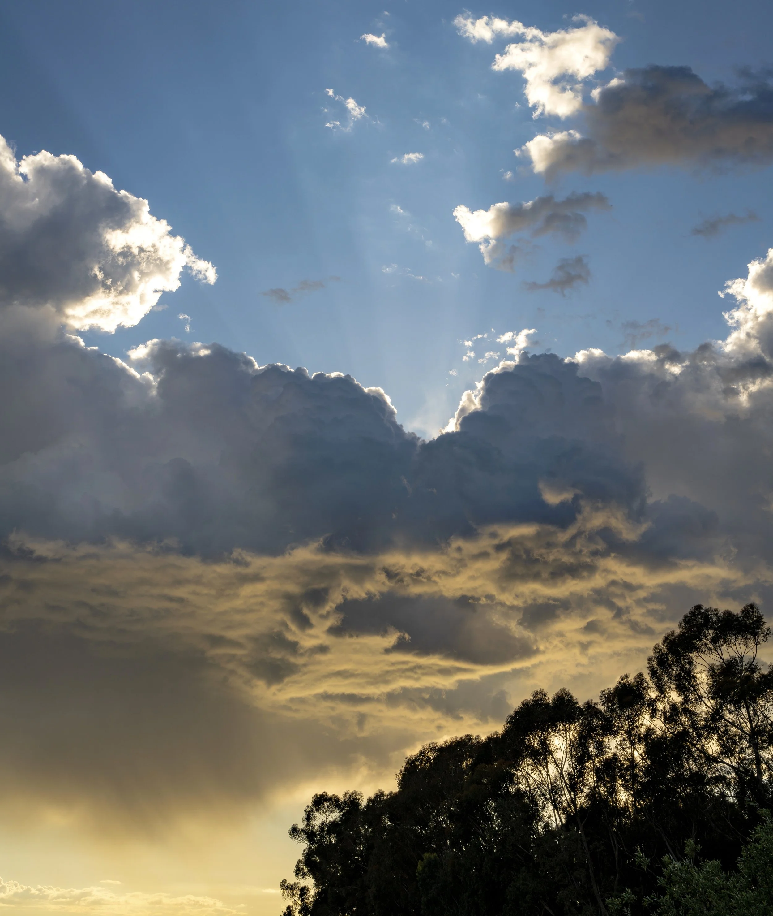 Sunset underneath clouds color.jpg