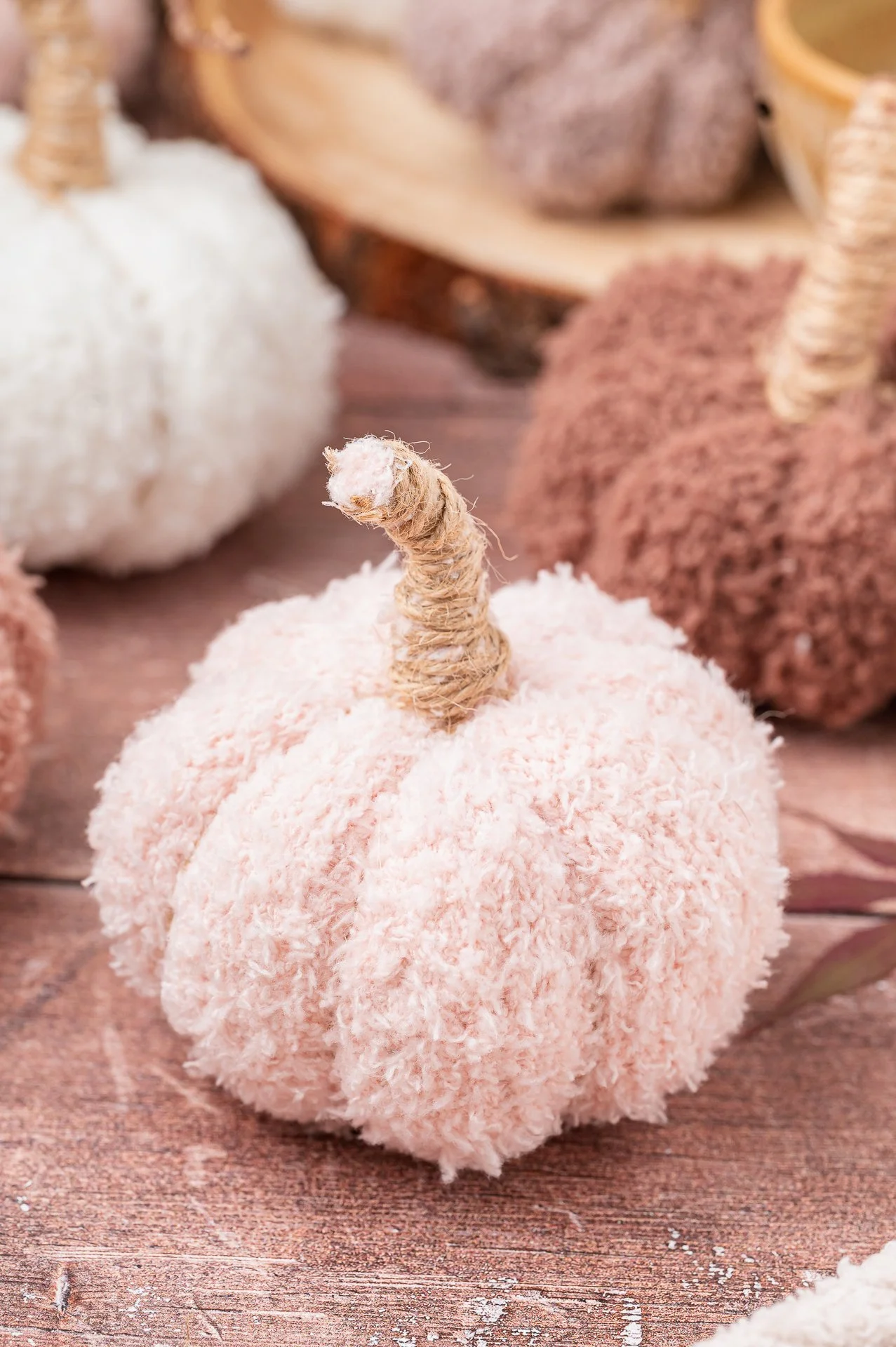 Fluffy Sock Pumpkins-29.jpg