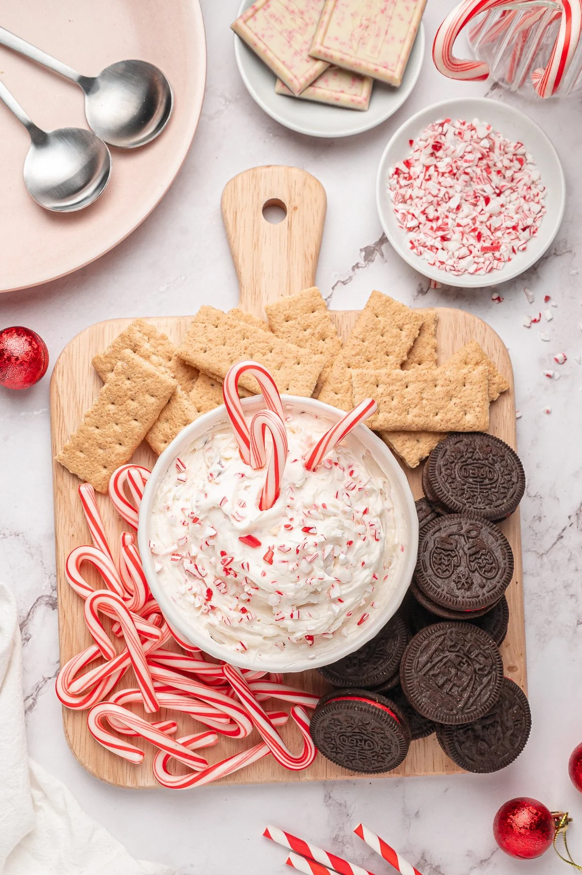 Candy Cane Peppermint Dip-10.jpg