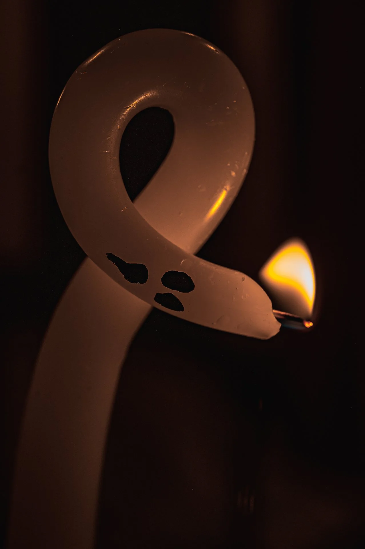 DIY Ghost Candles-18.jpg