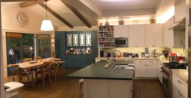 Kitchen - Dining Area - Built Set
