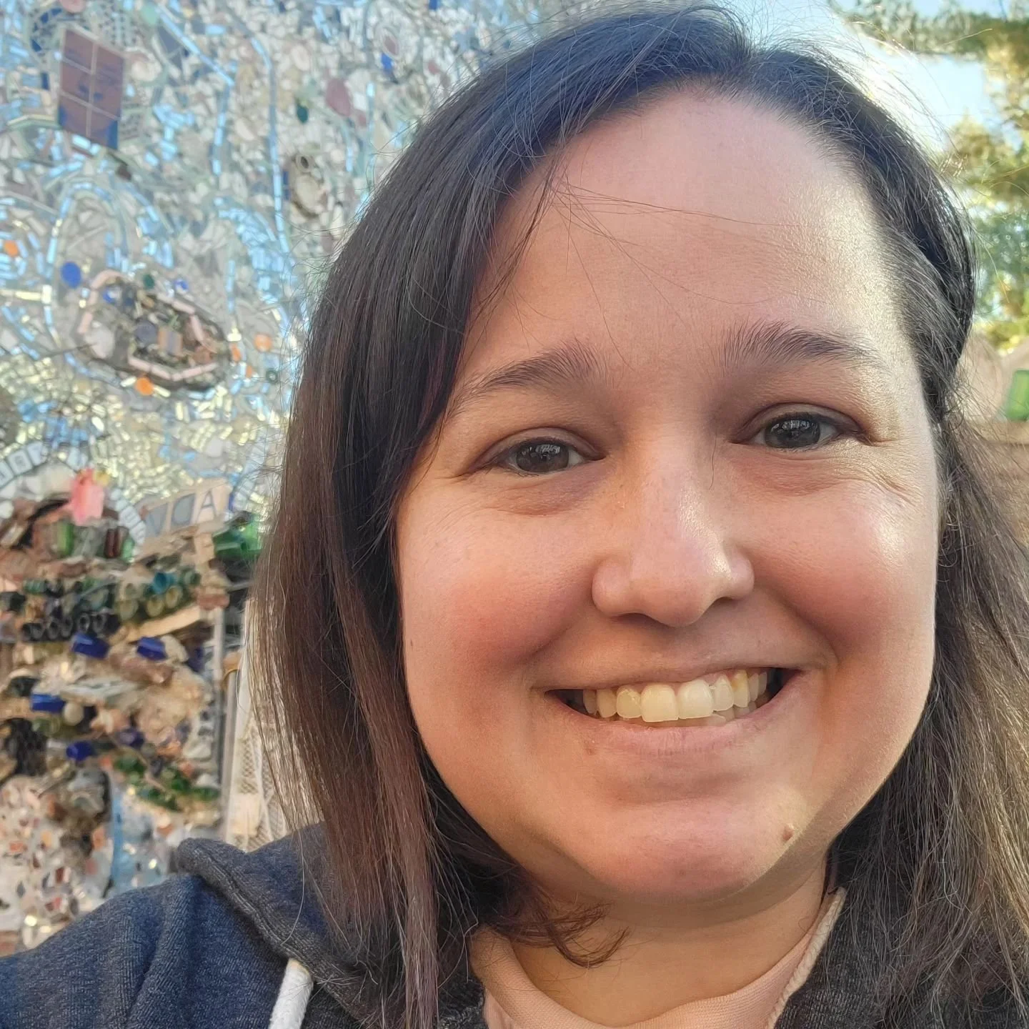 Hi, I&rsquo;m Ellie!&nbsp;
I&rsquo;m a writer from the Pacific Northwest. Here's a little about me:
Currently working on two romcoms: one on my own and one with the amazing @laceycoleauthor
Favorite types of romance novels: contemporary romance, dark