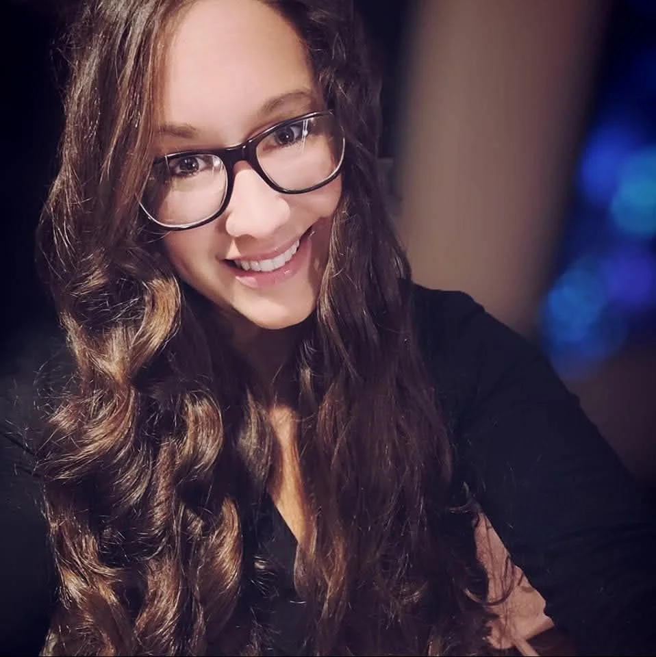 Kristin Headshot.jpg