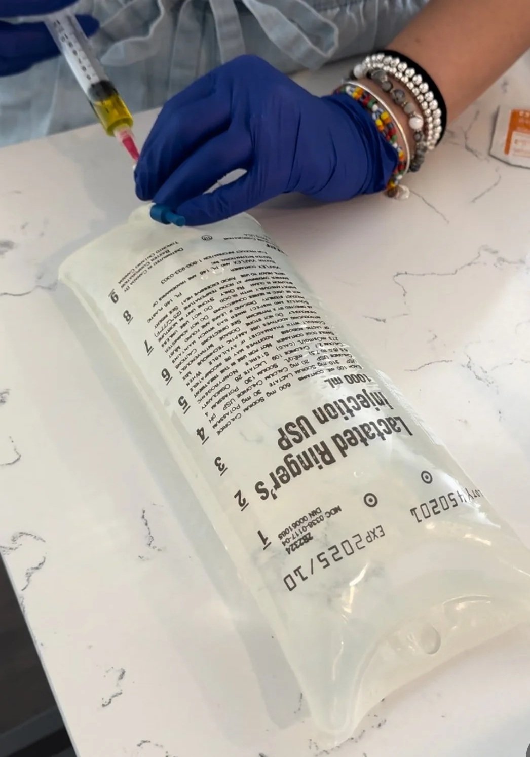 Preparing a personalized mobile IV hydration treatment