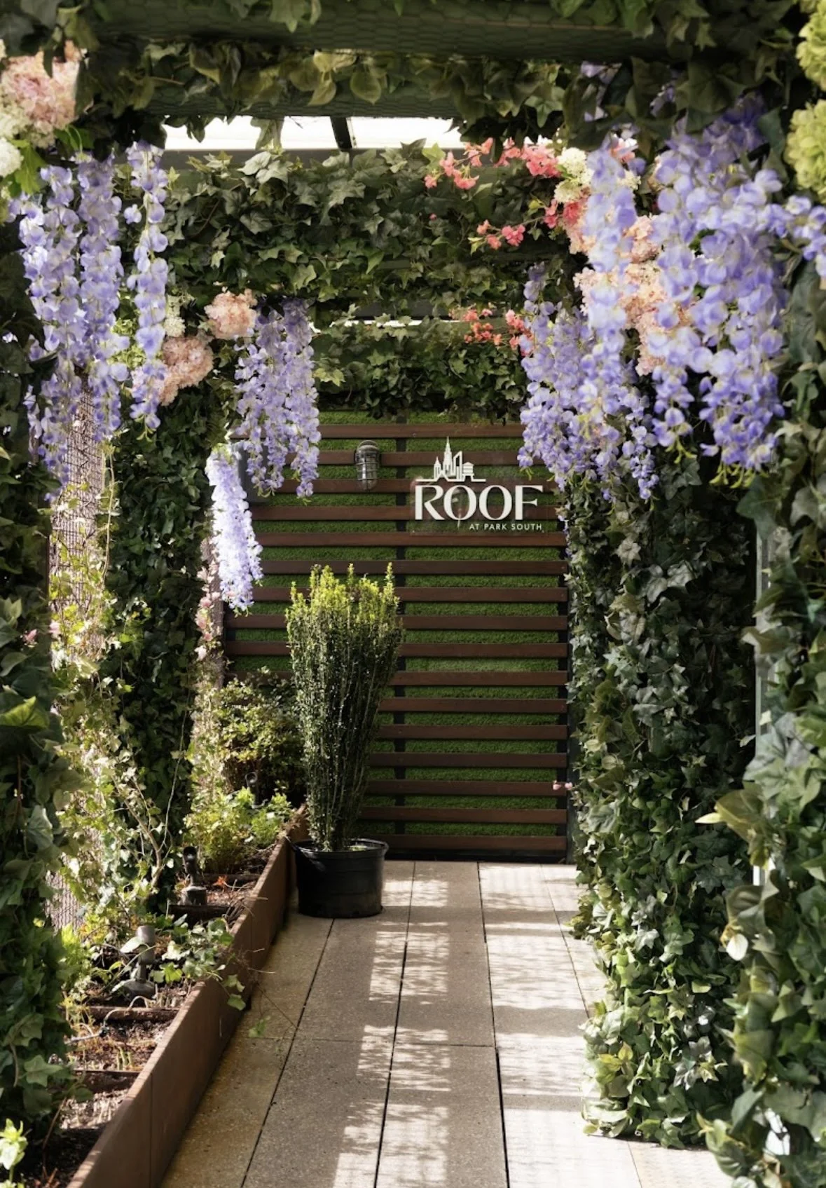  Sustainability in the Glass: NYC’s Eco-Friendly Cocktail Bars