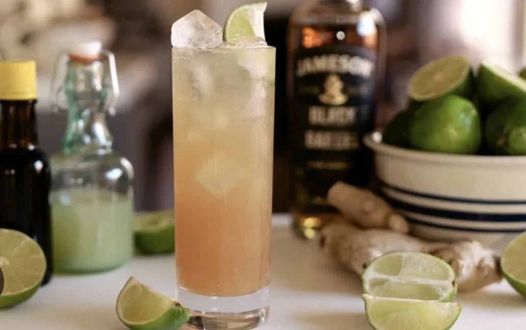 Bitter, Sweet, or Sour? Understanding the Flavor Profiles of Cocktails