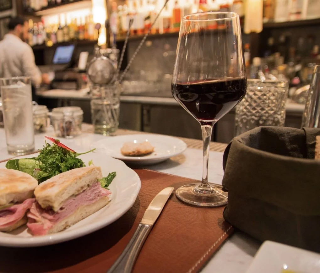 How to Pair Cocktails with NYC’s Famous Foods