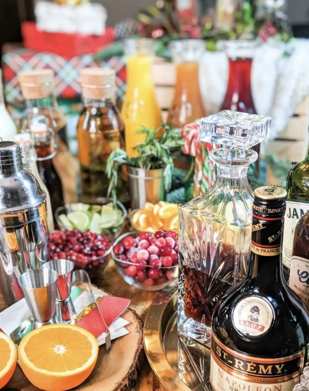 Holiday Entertaining Tips from a Professional Mixologist