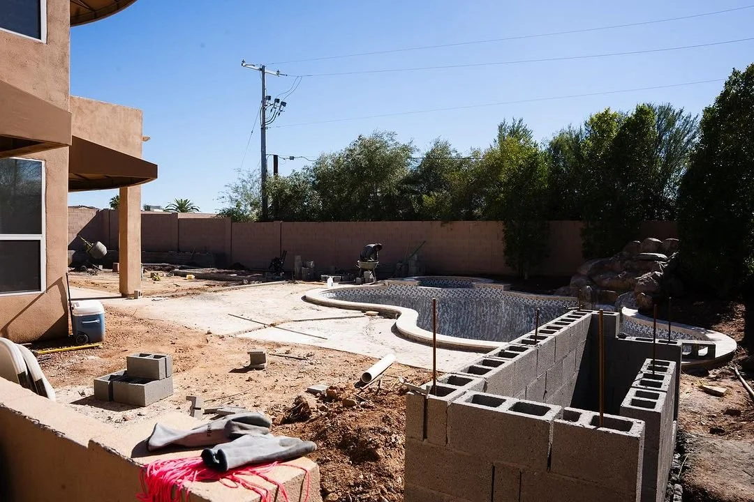 Before and After, Travertine, Waterline Tile, Turf, Plant Install, Putting Green, Fireplace Install, Garcias Dreamscapes Phoenix1.jpg