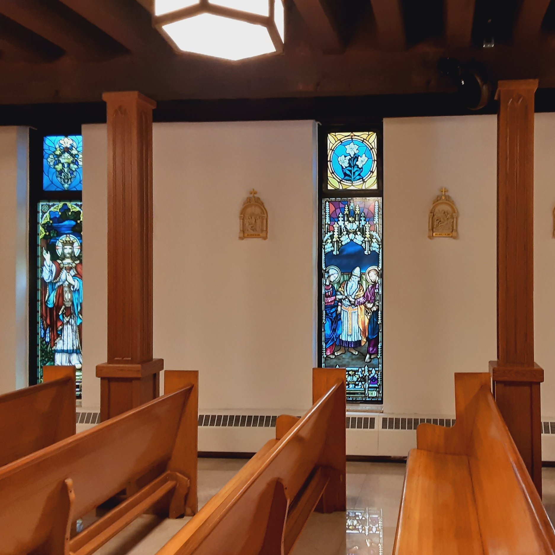 Carmelite+Chapel+in+Canada+1.jpg