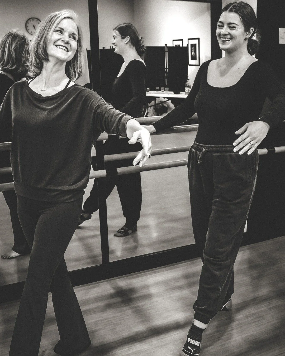 ✨ &ldquo;Comparison isn&rsquo;t just the thief of joy &mdash; it&rsquo;s the thief of everything.
Keep your eyes on your purposeful path.
Celebrate others.
Celebrate progress, not perfection.
Cultivate gratitude over comparison.
Gratitude turns what 