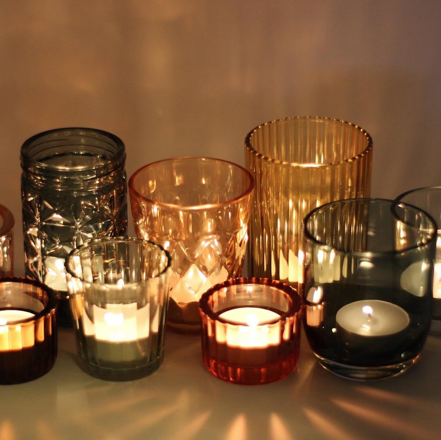 Just some of our curated collection of votives- check out the rest of them at the link in our bio!

 #candlerentals #austinweddingrentals