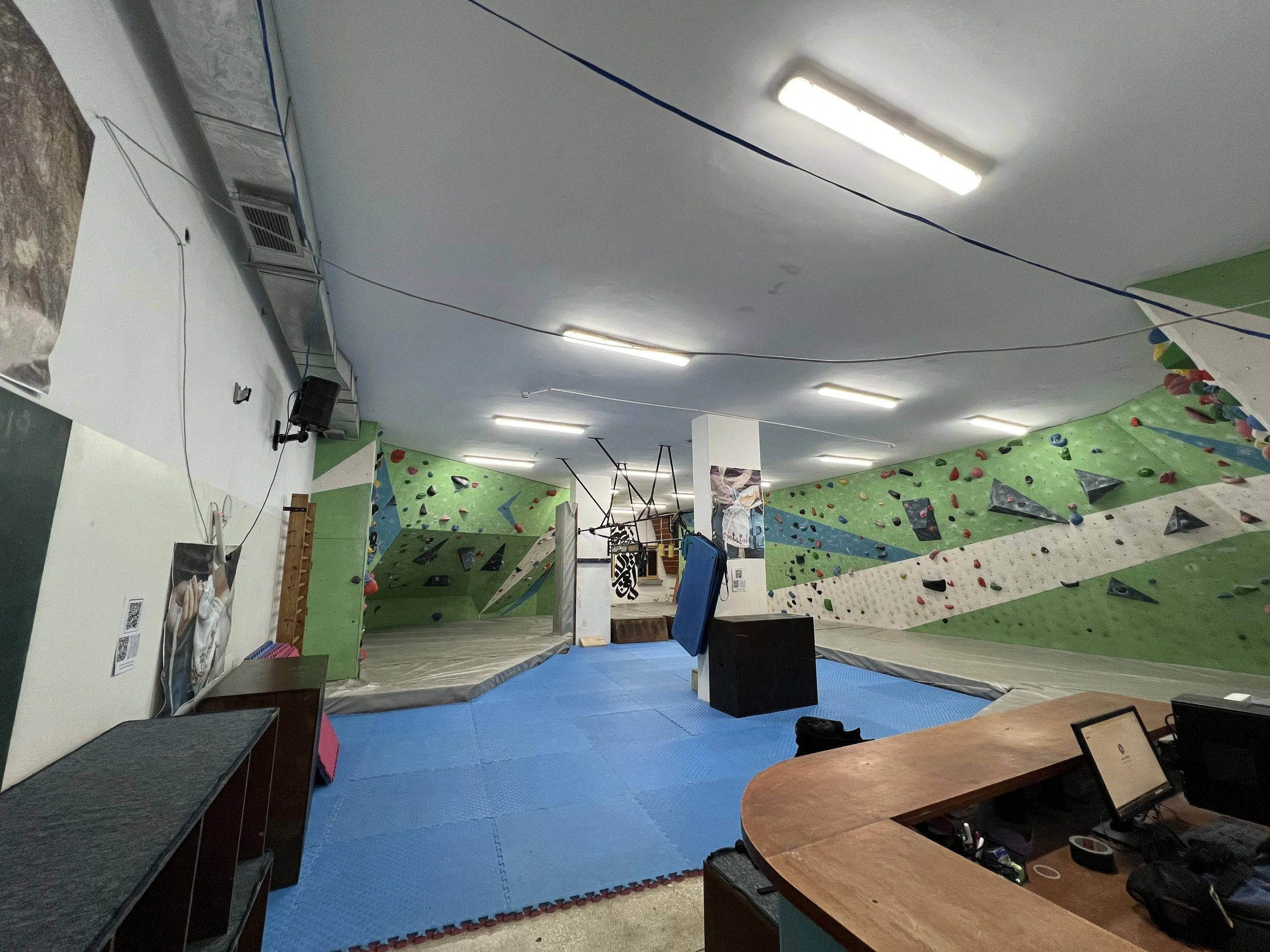 Bouldering Gym