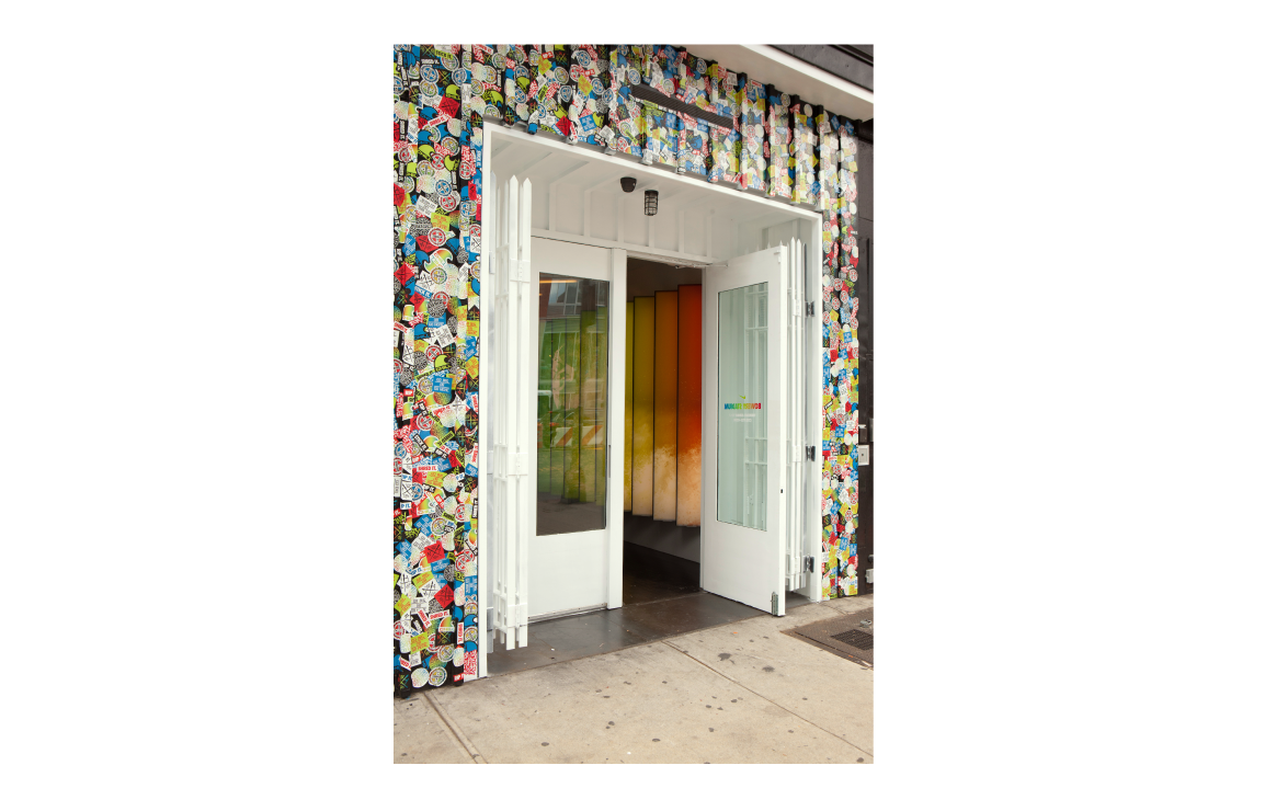 Nike
Retail Installation, 2011