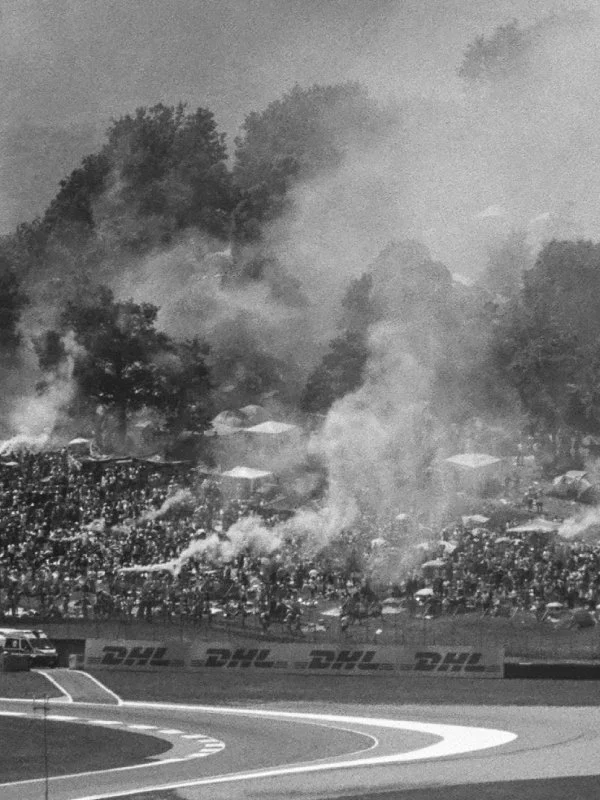 RG_Web_Mobile_Mugello_Smoke.jpg