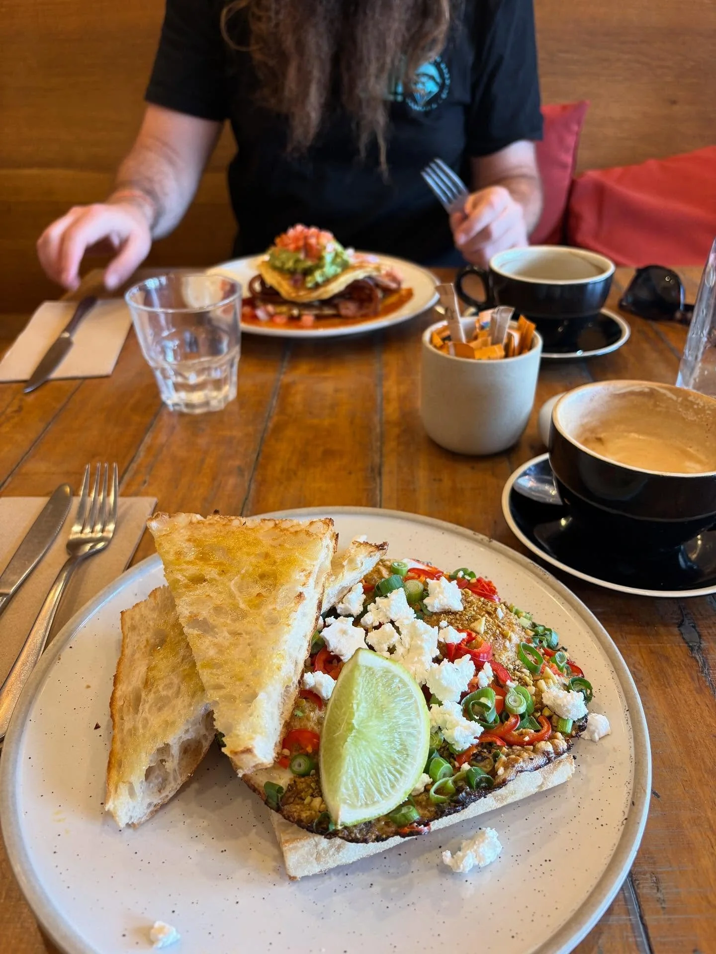 After a massive weekend in and around Newcastle, we stopped in at Three Monkeys Cafe in Cooks Hill and ended up having one of the best breakfasts we&rsquo;ve had in a while. The Morrocan eggs are an absolute showstopper, and the corn cakes come with 