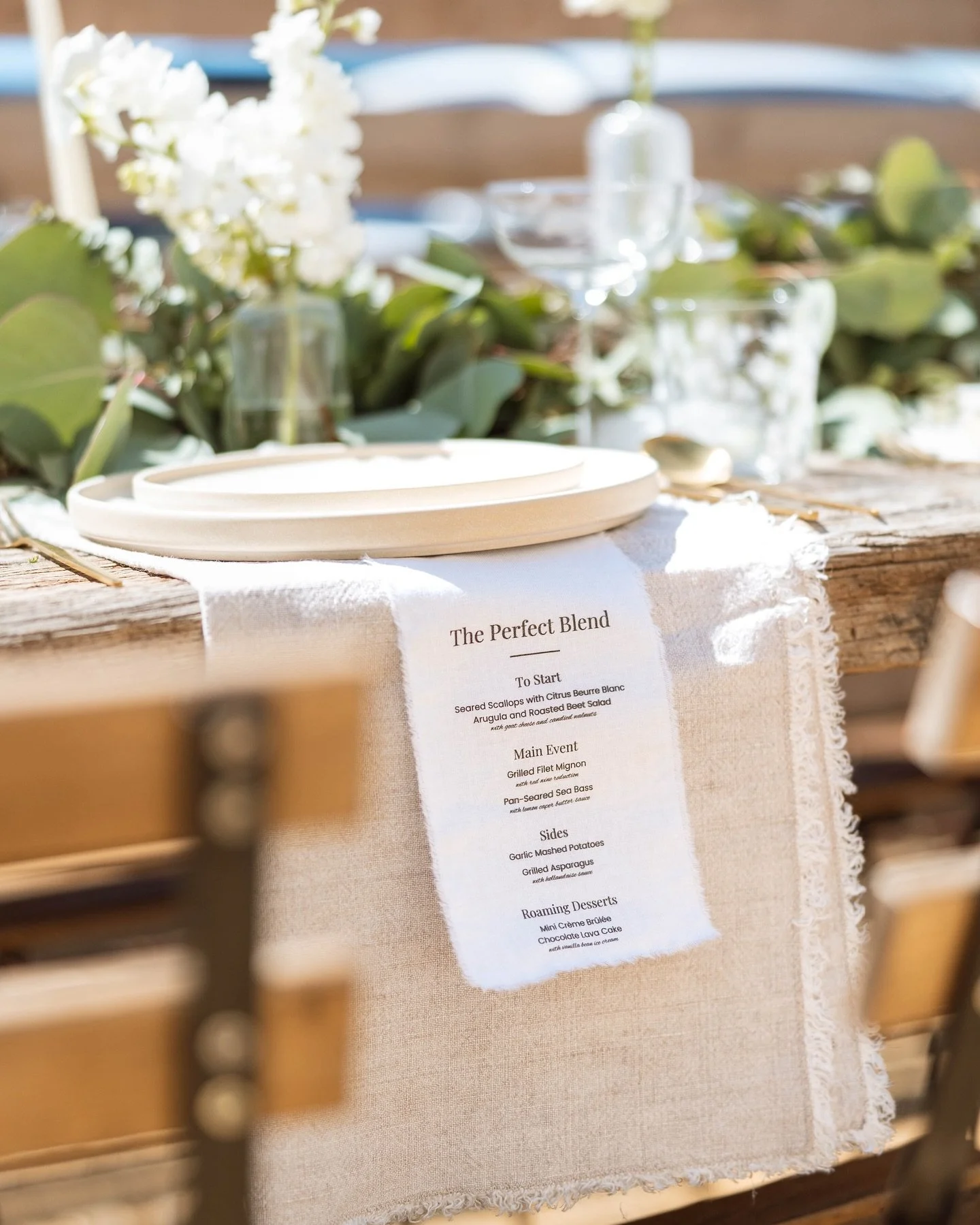 A perfect blend of elegance and fun. Love capturing all the details of your wedding day . Y&rsquo;all the donuts 10/10 🍩
#ocphotographer #ocengagementphotographer #ocweddingphotographer #ocweddings