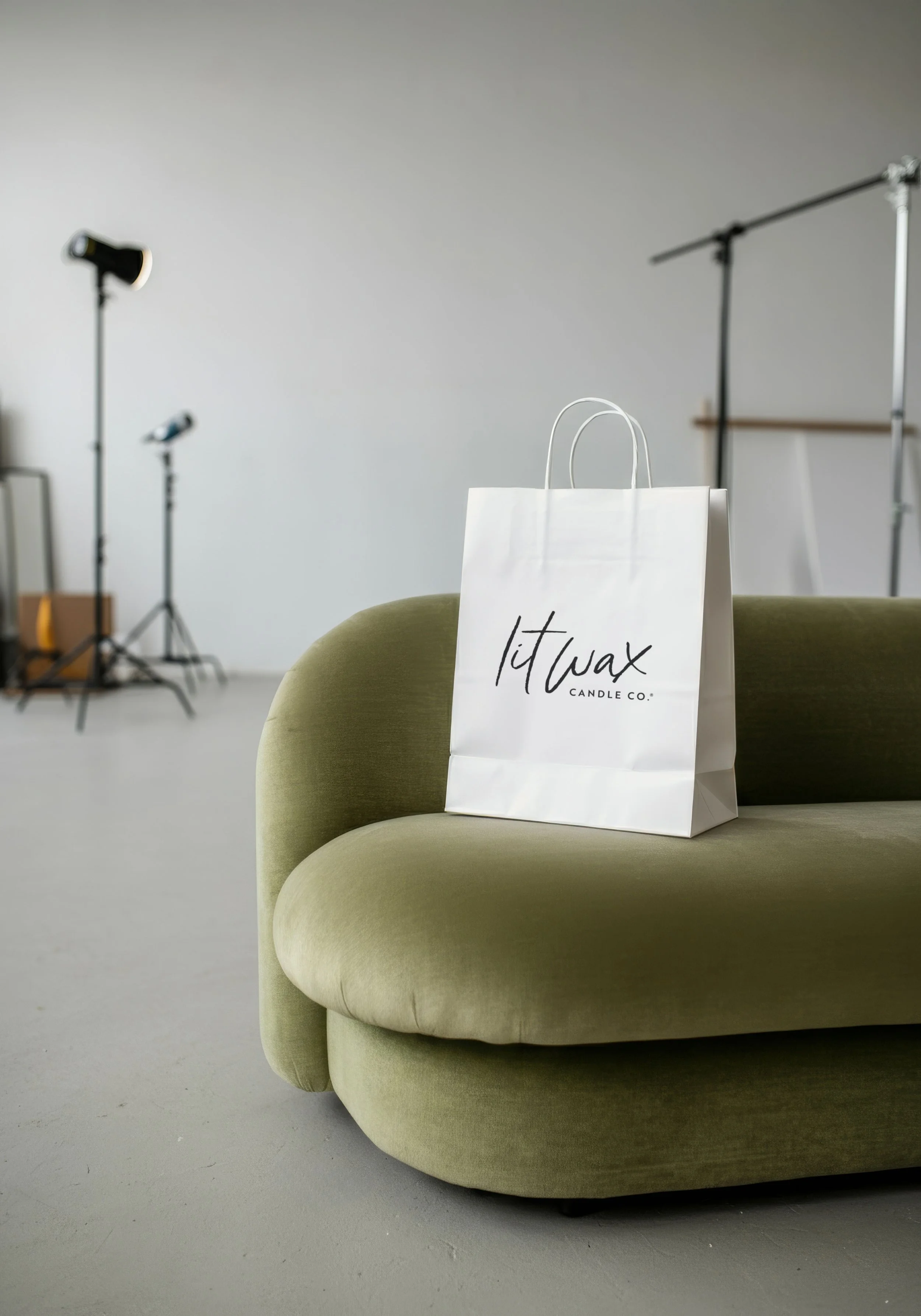 LIT-WAS-PAPER-BAG-MOCKUP.jpg