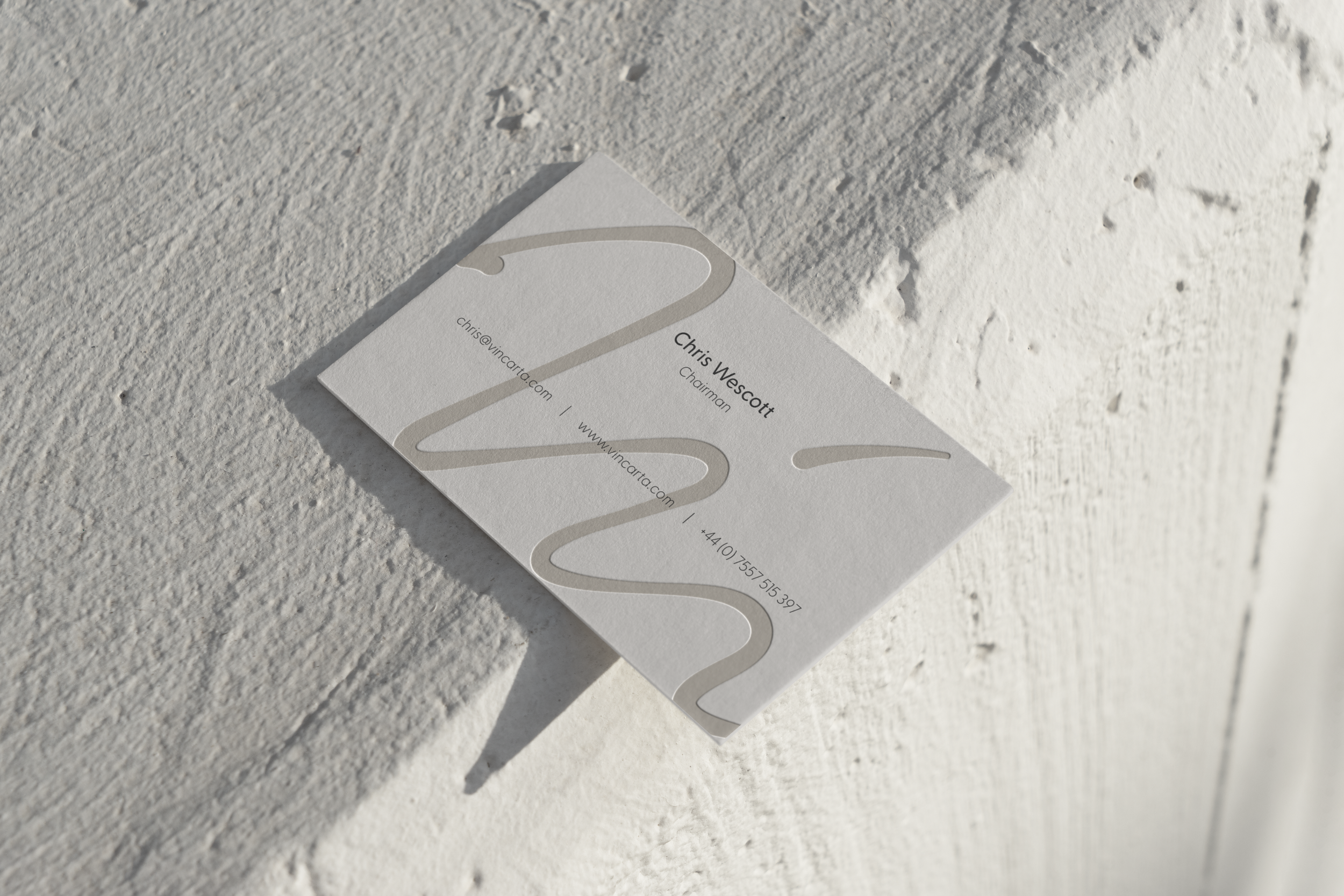 Free Outdoor Business Card Mockup.png