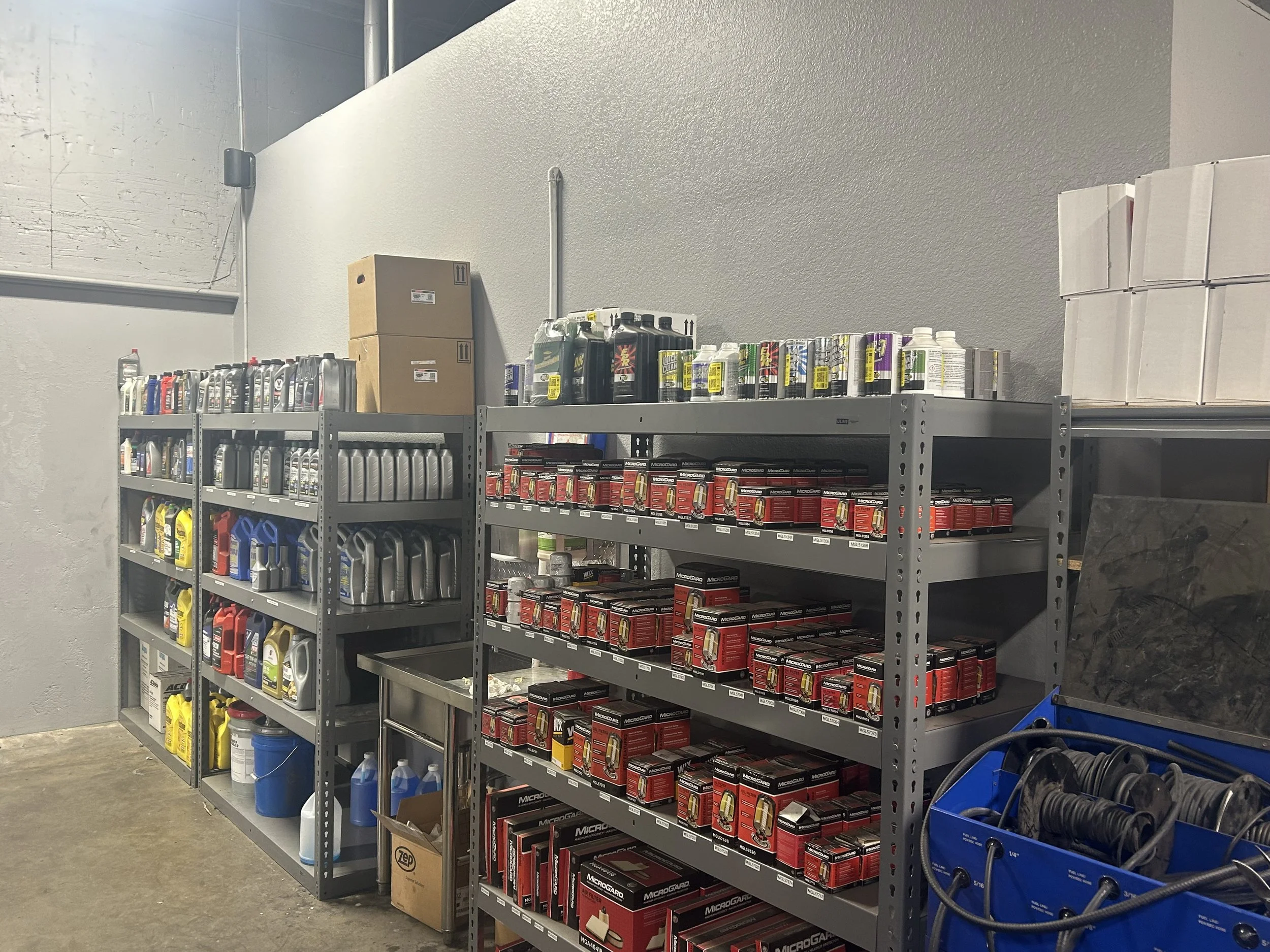 Keeping Your Sacramento Fleet Running Smooth: Synthetic vs. Synthetic Blend Oil