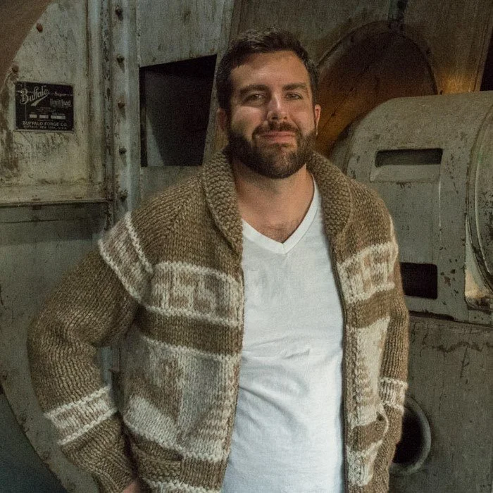 headshot: Chris Kellogg