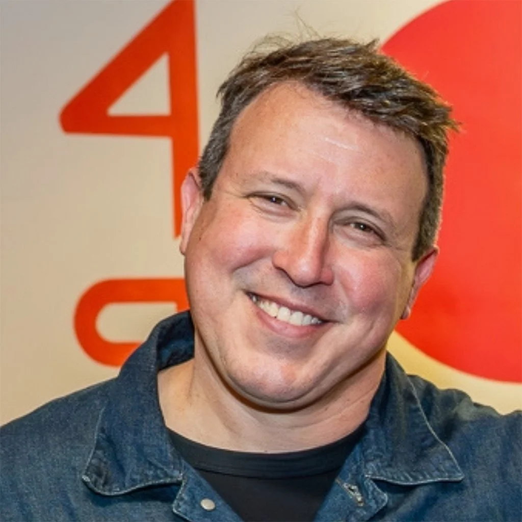 headshot: dave rowan