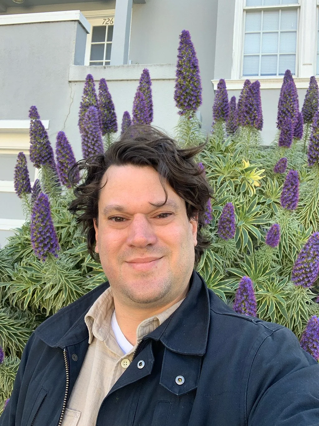 headshot: Elliot Engel