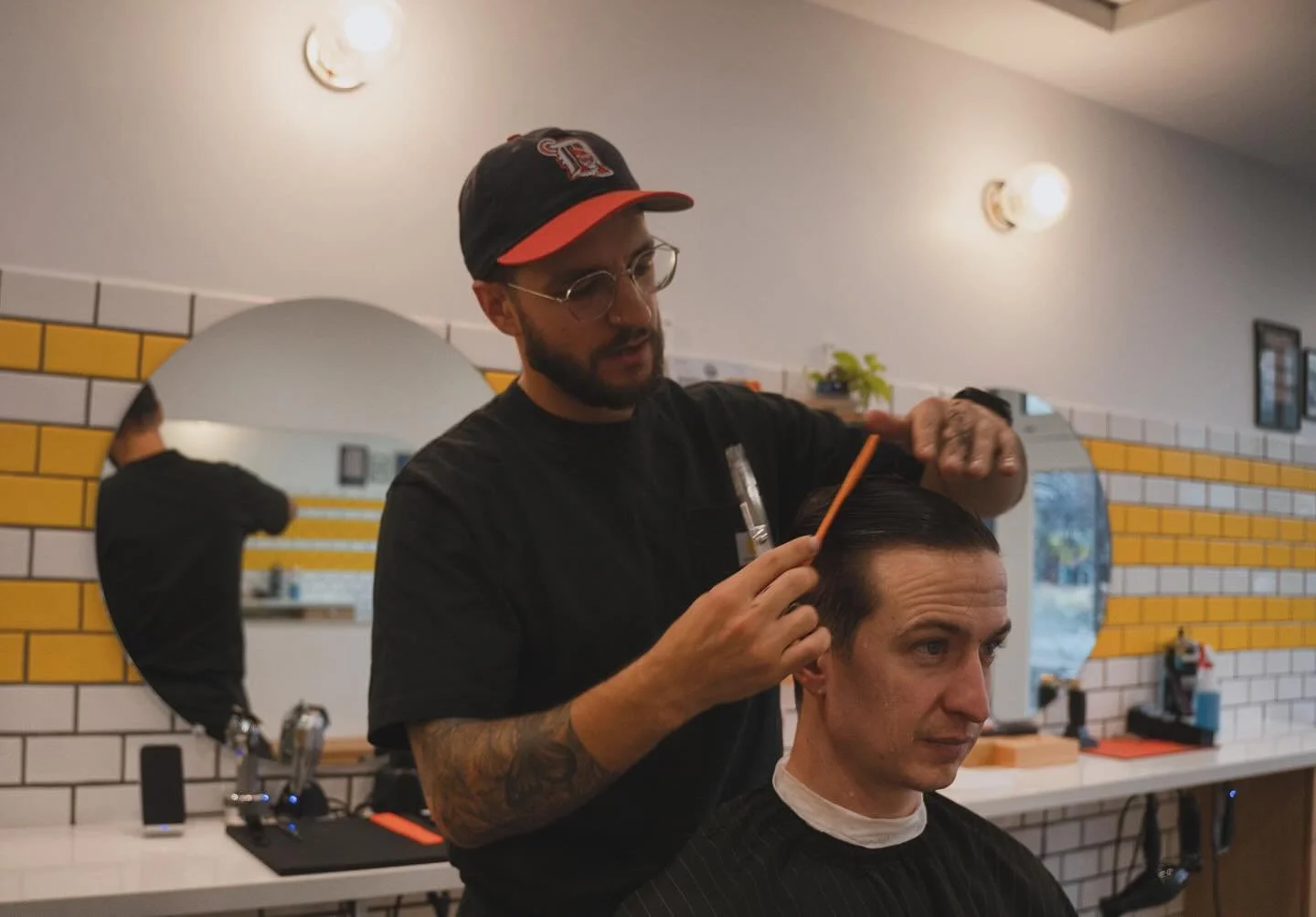 Building community one haircut at a time. ✂️

You can now find me @daxleesbarbershop Part Deux from Wed through Sat - come say hi! 👋🏼 
-
📷: @thebellyofsteel