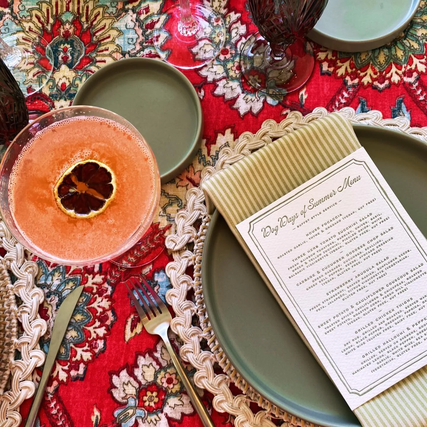 Enjoying a lovely afternoon with @wipaseattle (sitting next to the incomparable @taylorlashell ) and all the lovely wedding professionals at @twinwillowgardens