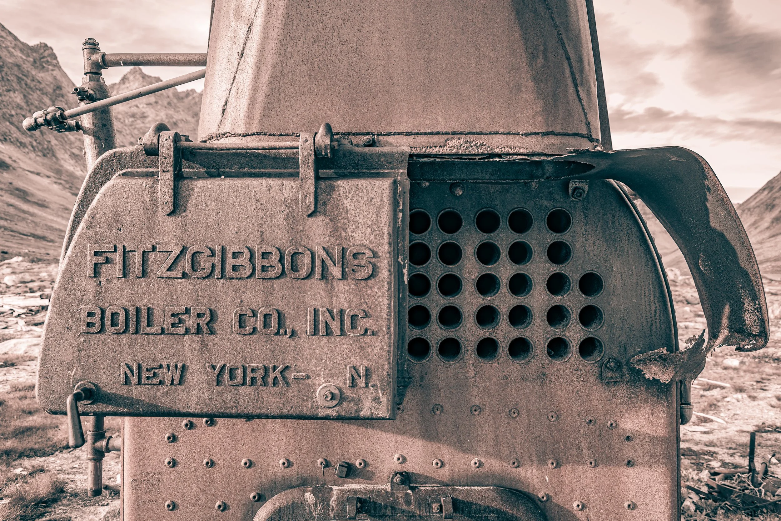 _62_5371 BW.jpg