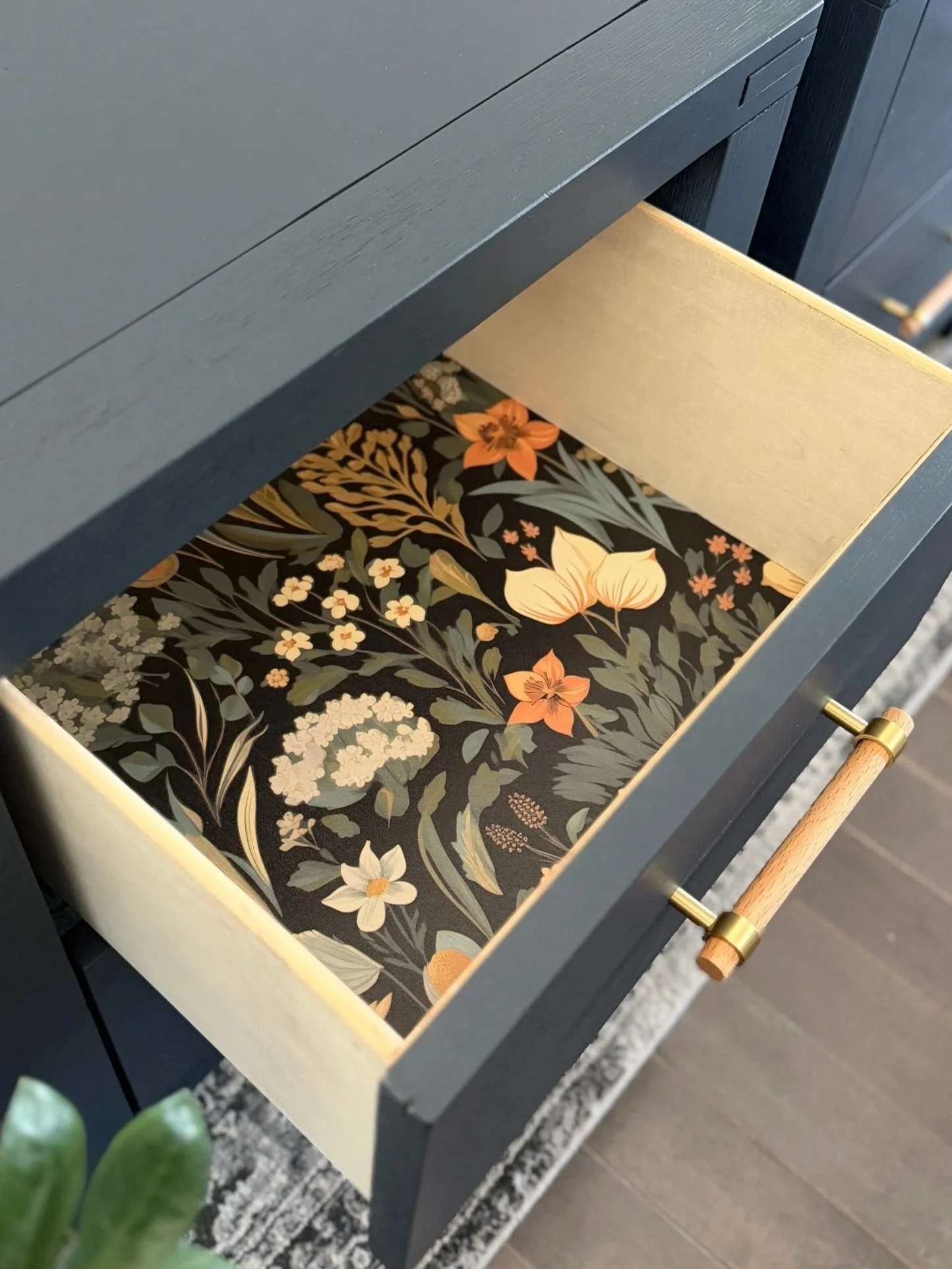 blue floral drawer liner