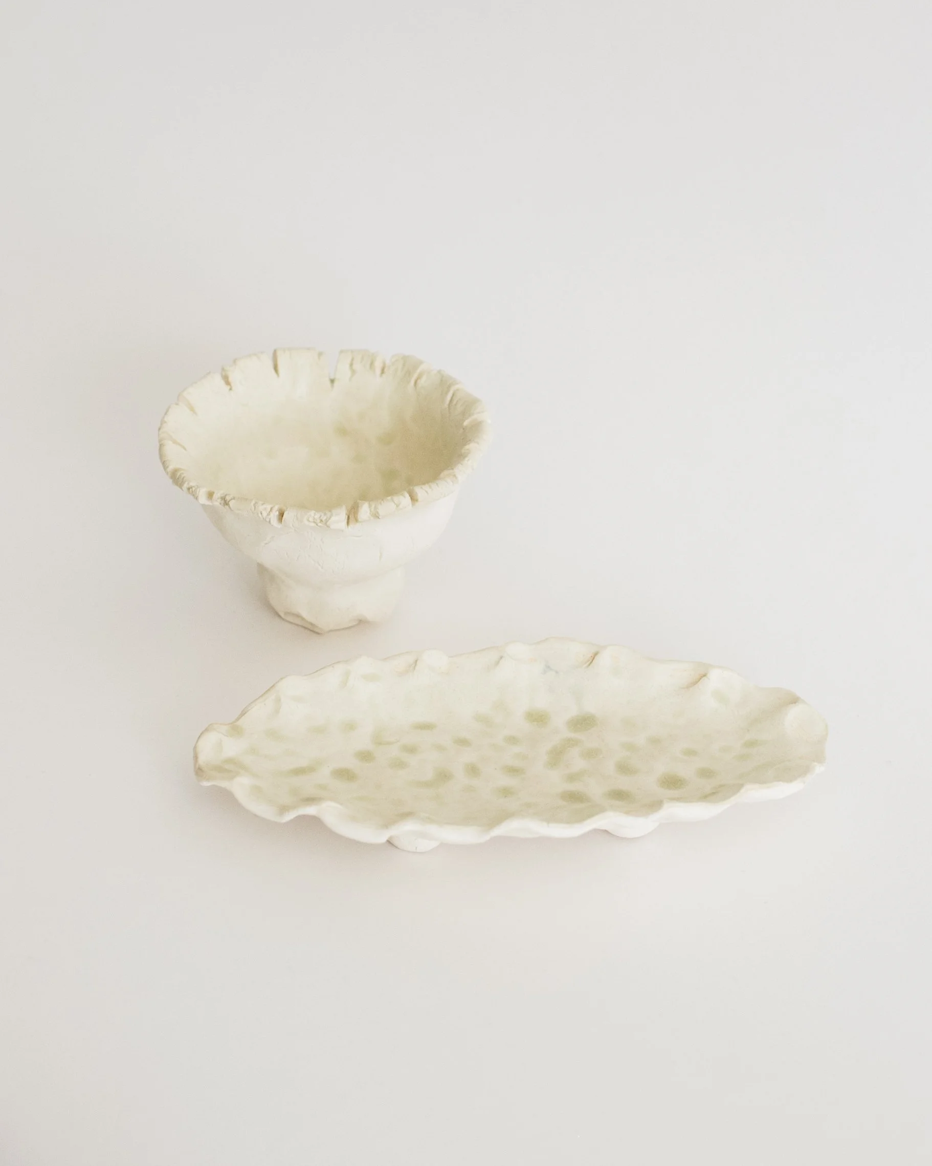 demi-scalloped footed tray in porcelain & glaze