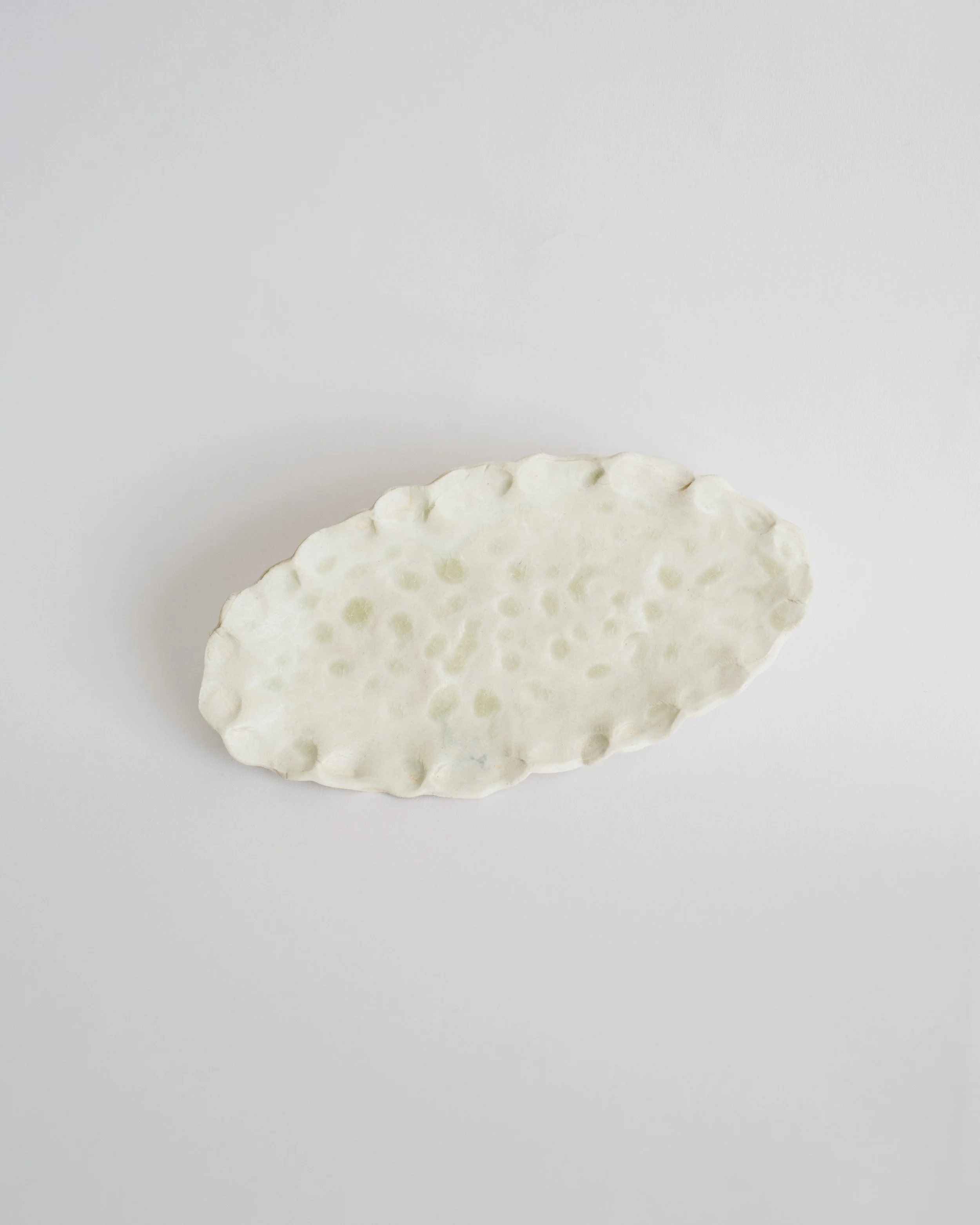 demi-scalloped footed tray in porcelain & glaze