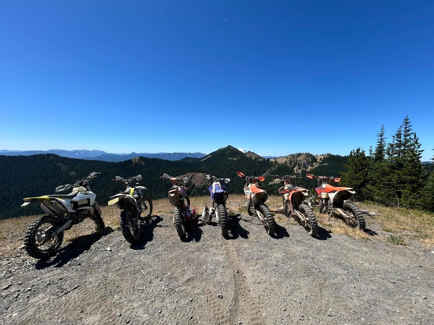 We had a last minute cancellation! Their loss, your gain! Offering 25% off for bookings between now and the D100. Use code 25D100.

Book directly on our website!  washingtonmotoadventures.com

Need a truck to haul your gear and camp? We got you cover