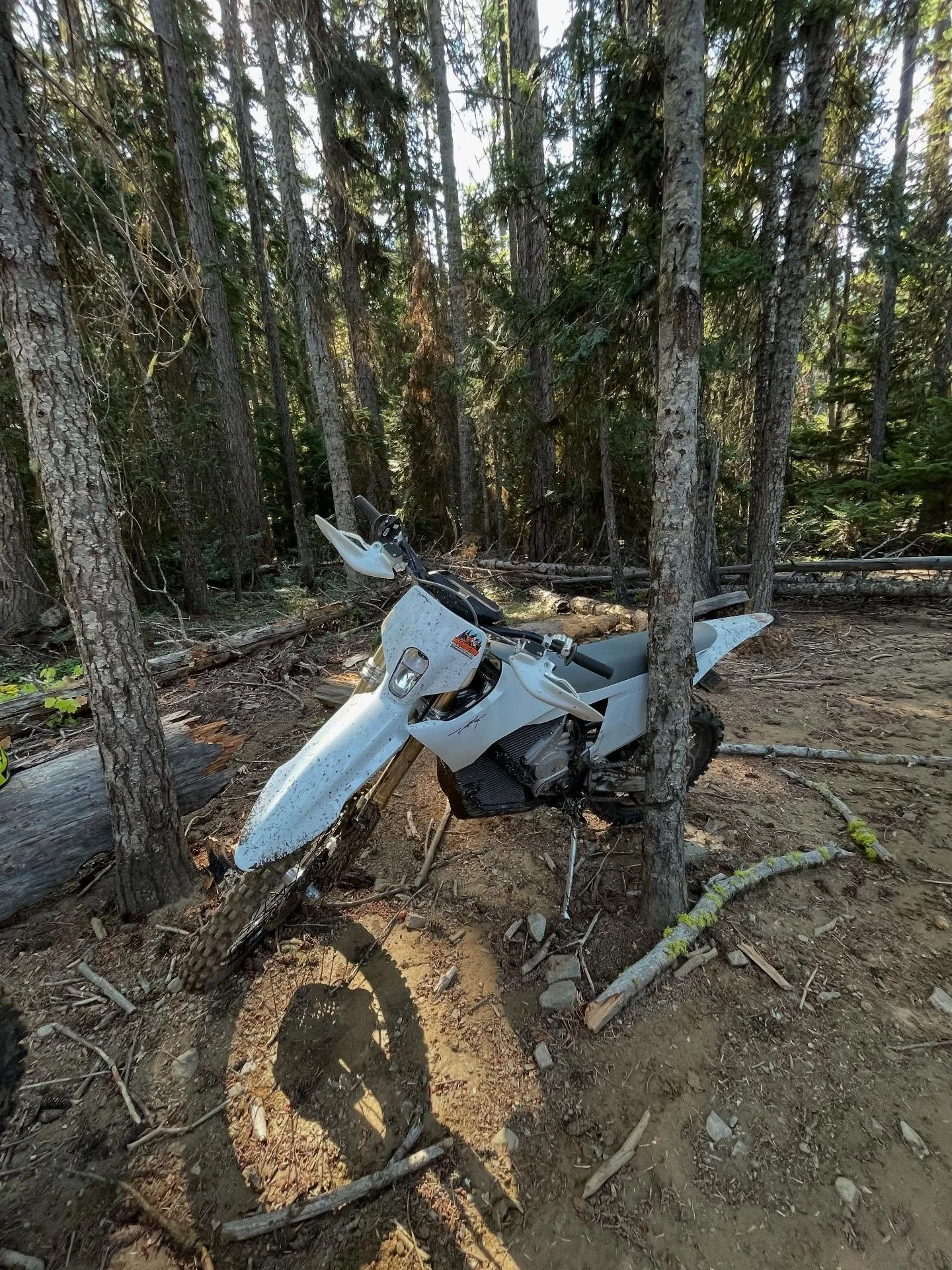 Check out our latest addition to the fleet 2025 Stark Varg EX. Had to test it out ourselves first this weekend, and wow I&rsquo;m so impressed! Come try it for yourself! One day rental starts at $300 plus tax and insurance. You won&rsquo;t regret tes