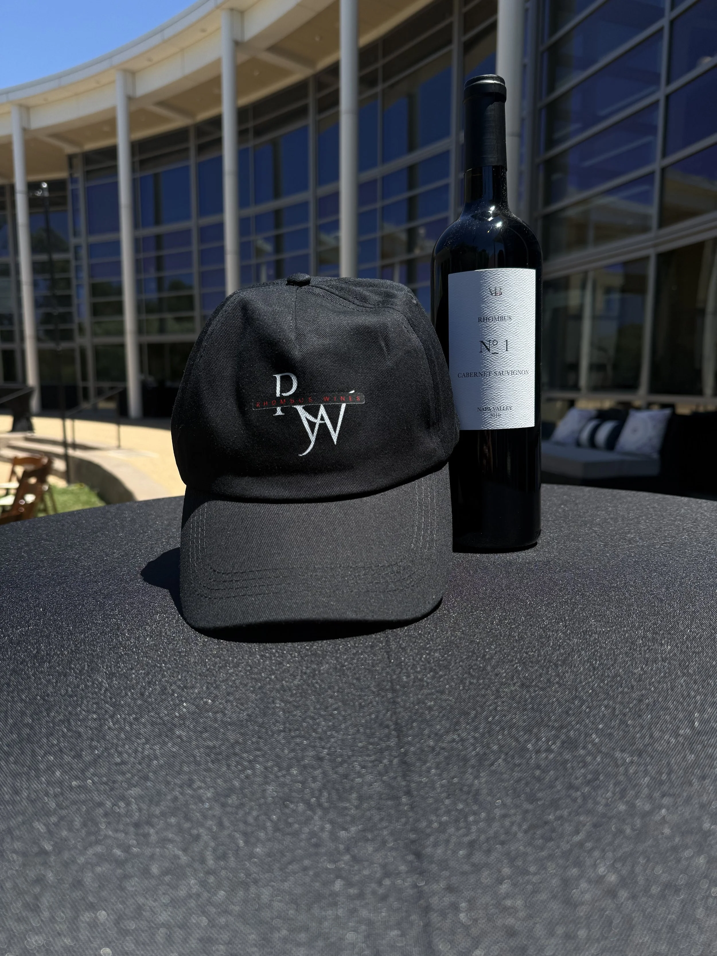 Rhombus Wine Hat