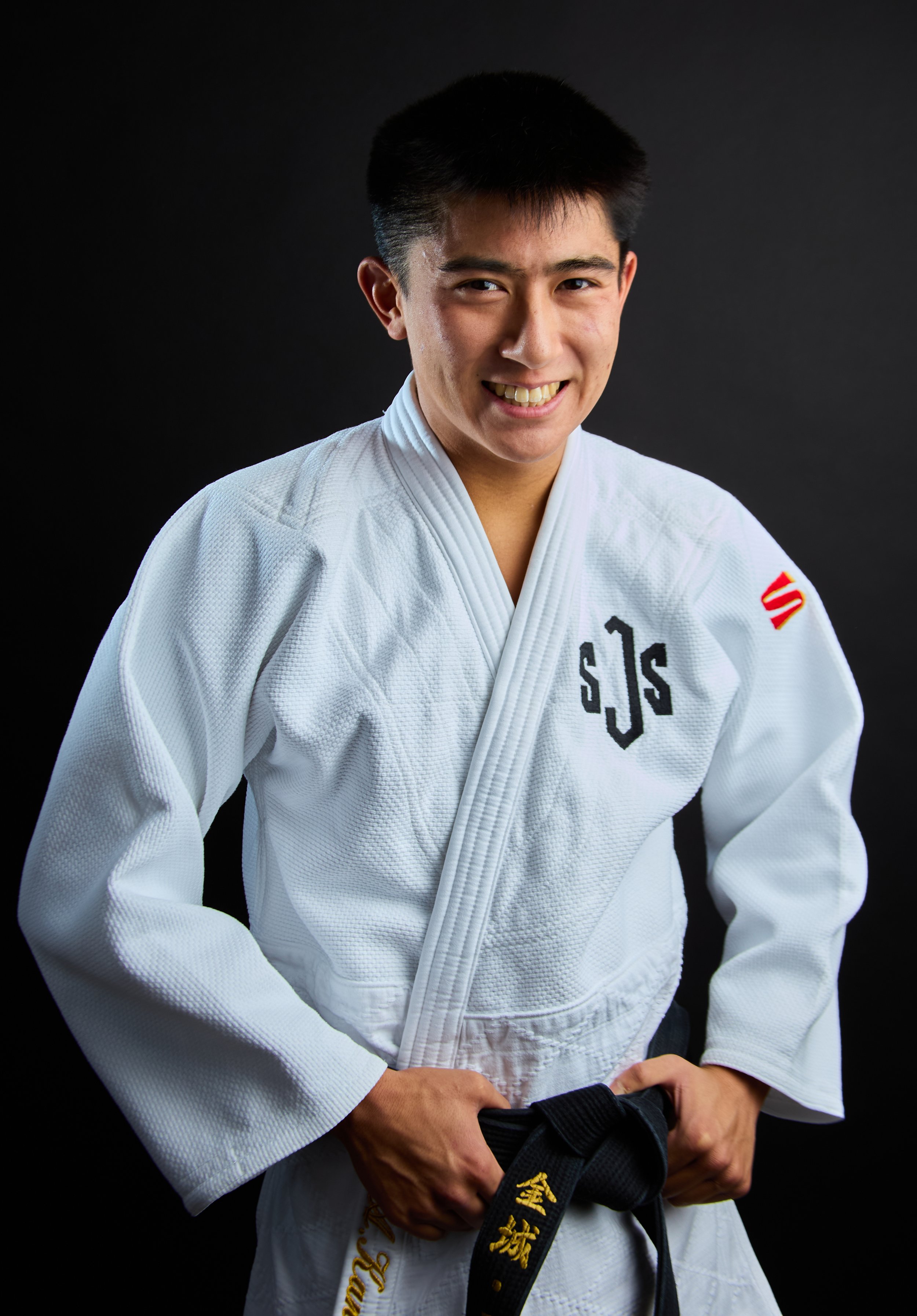 aydan kaneshiro smile.jpg