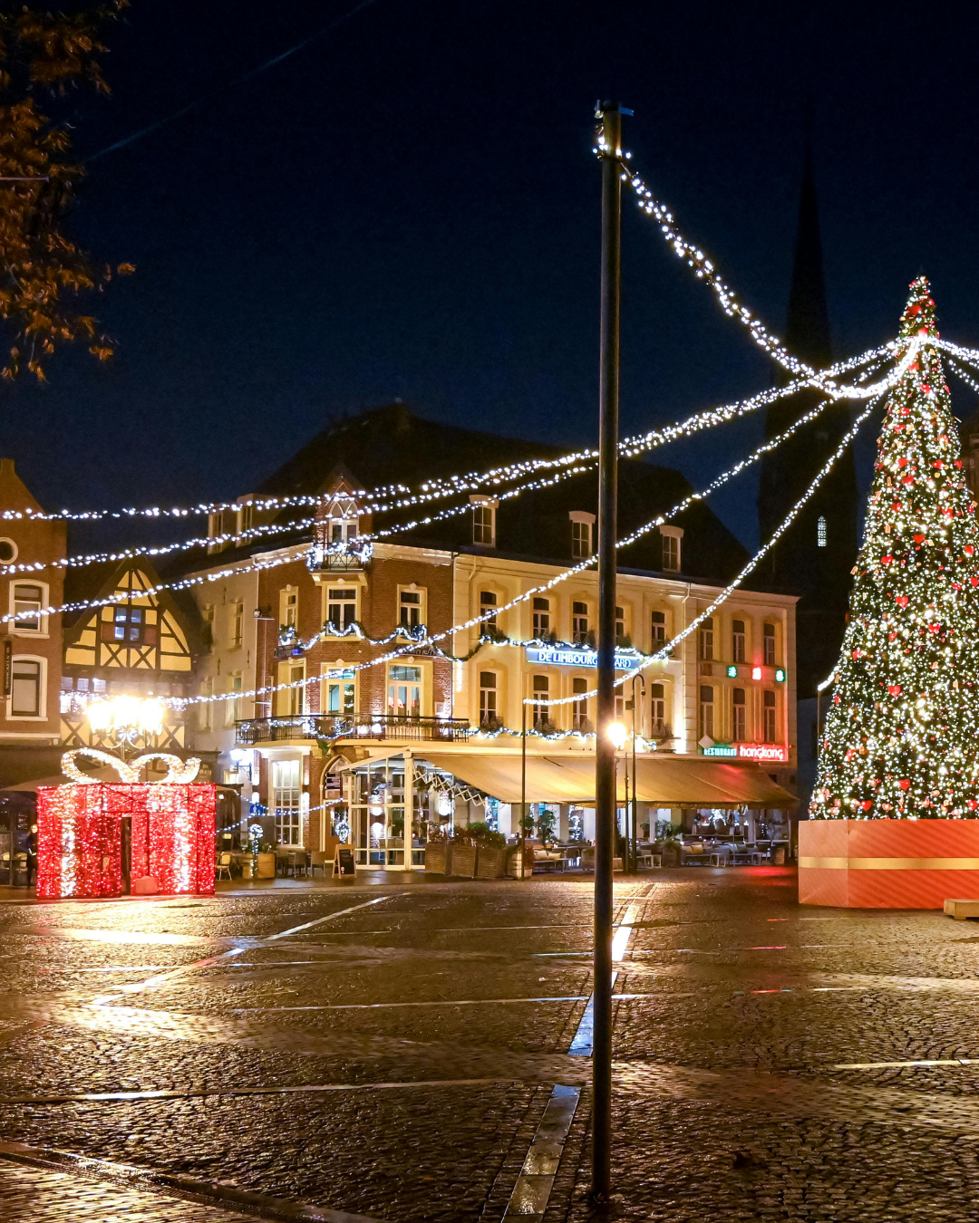 Tarbert Lights Switch On