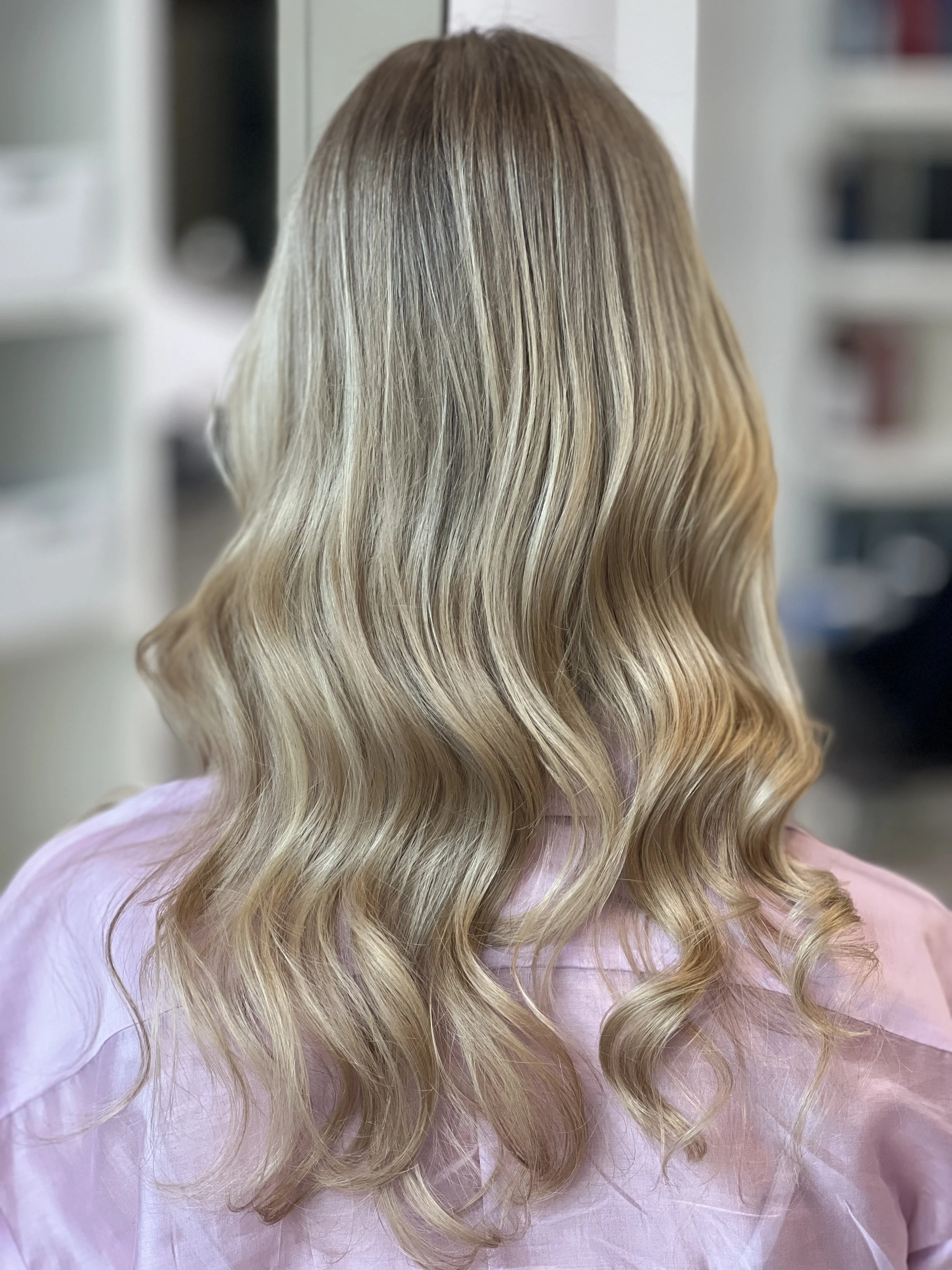 Striber Frederiksberg, Få naturlig blond med babylights og balayage.