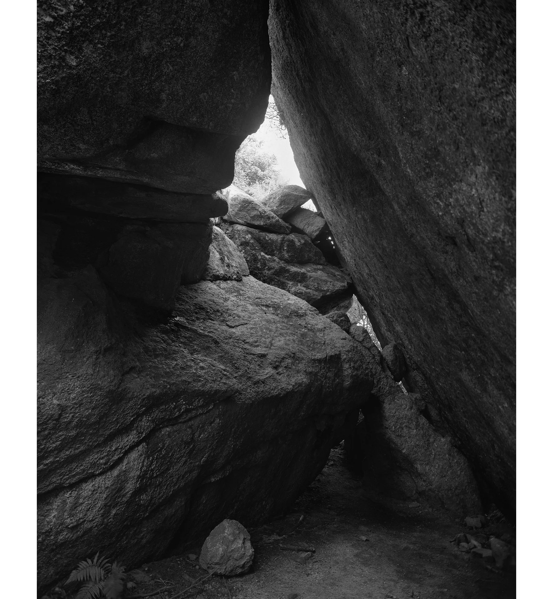 Rocher de Bounou, Charraix, Margeride