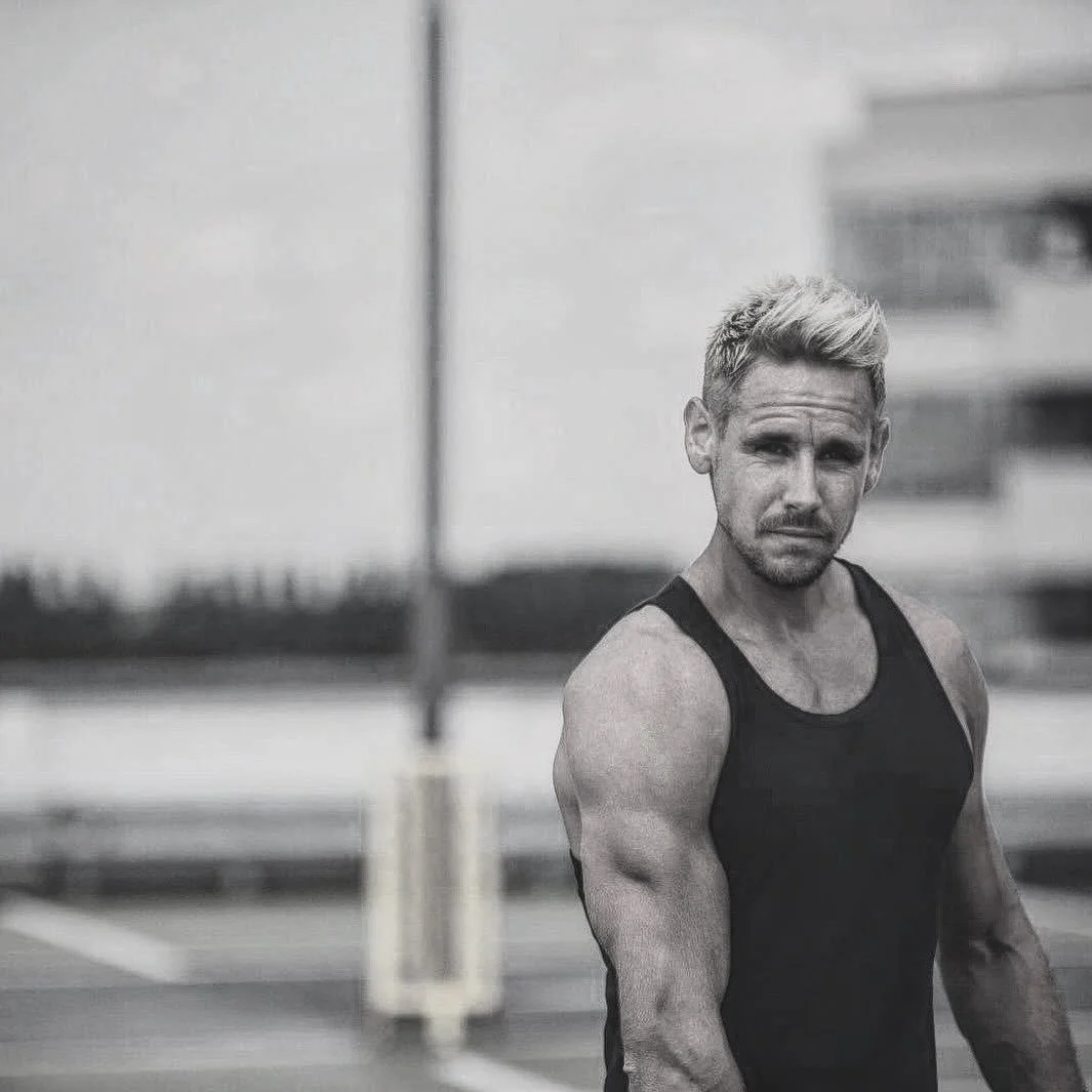 Let me reintroduce myself…
I’m Ben Coleman (Fitness) - the trainer who makes workouts suck just a little less 😉 
Covering Surrey & Berkshire, I bring everything you need straight to your door - equipment, experience, and just the