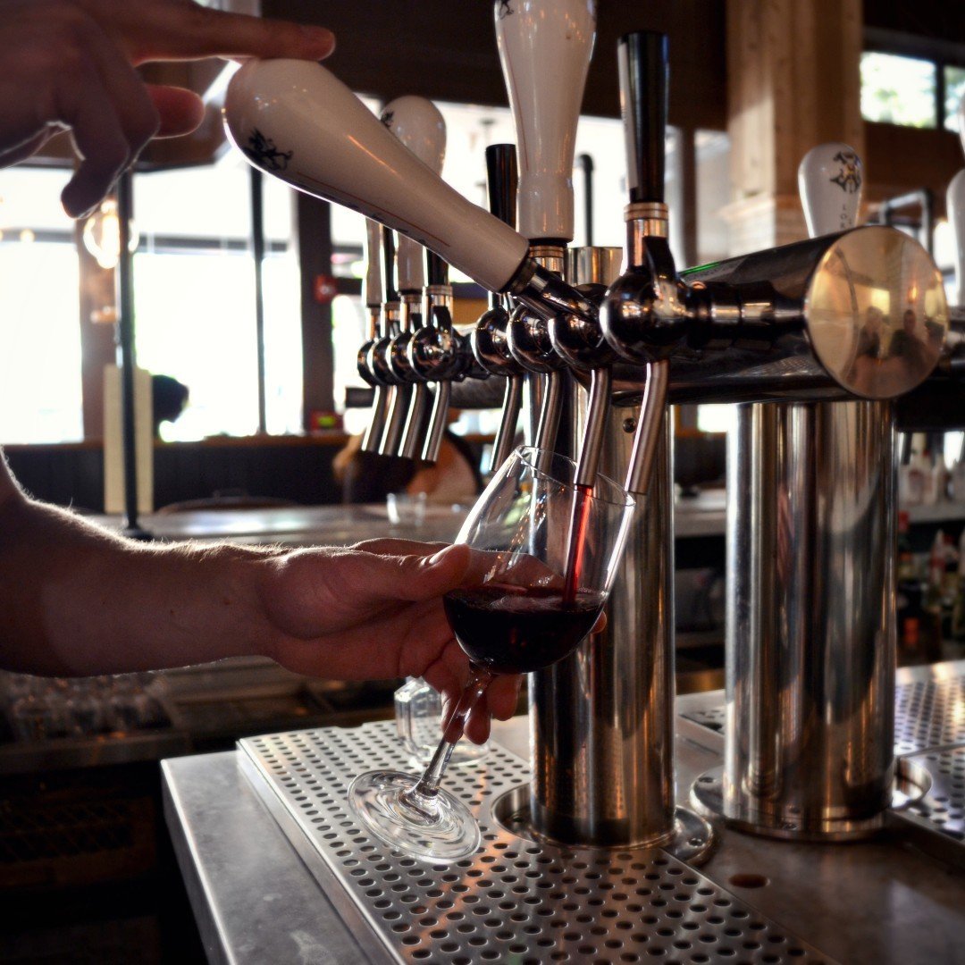 Did you know that Free Flow Wines is a Certified Green Service&trade; by the @greenrestaurantassociation? By working with Free Flow, you can earn 3 GreenPoints&trade; towards Certified Green Restaurant&reg; status. 

If you are interested in adding w