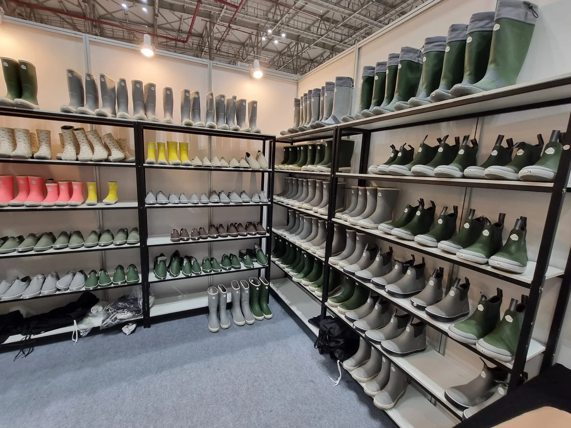 Footwear & Bags Production Portfolio | OEM Factory Capacity