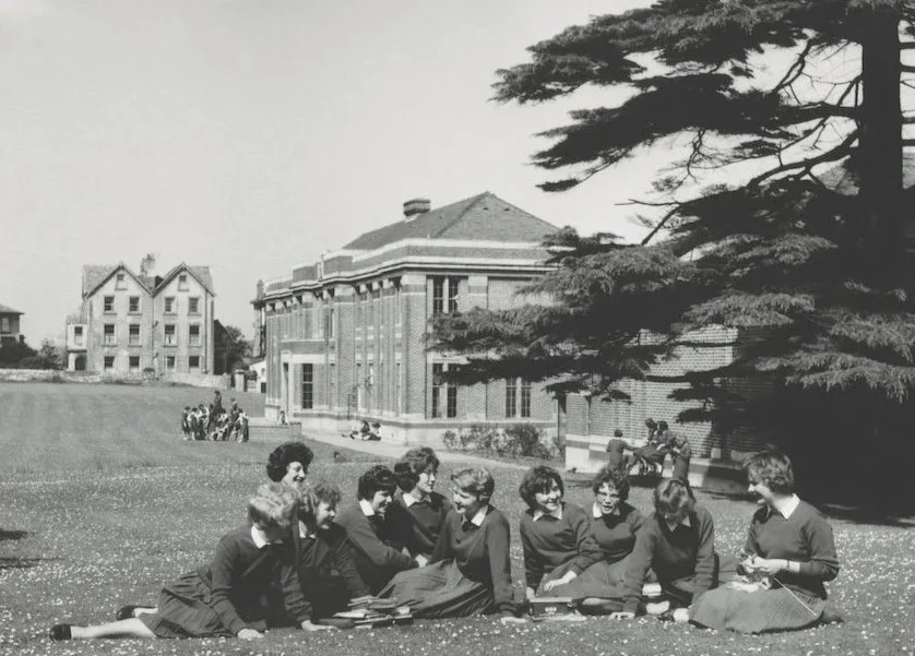Blog posts (Redmaids' High School)