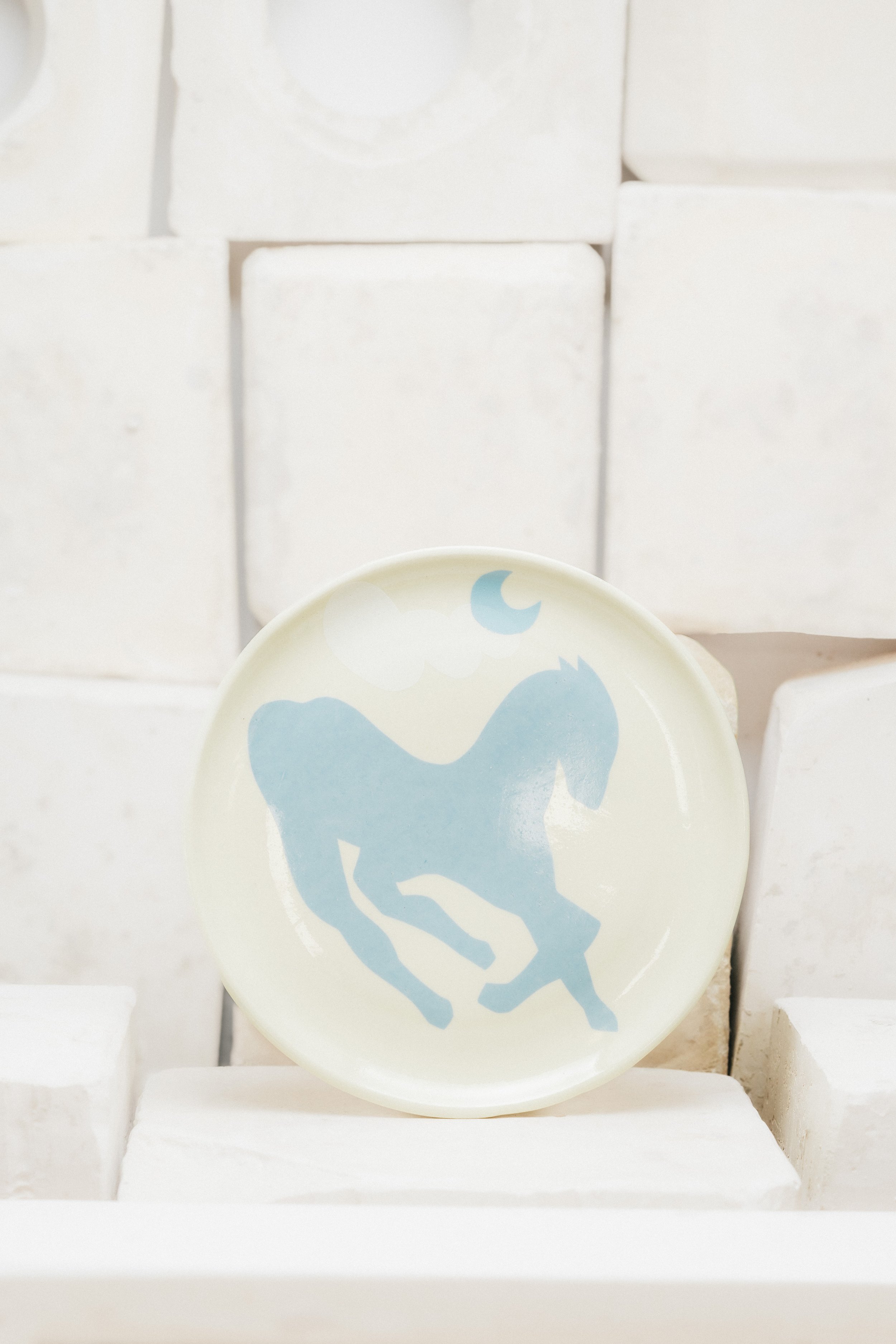 Tanier M | THE HORSES MAKE NOISE